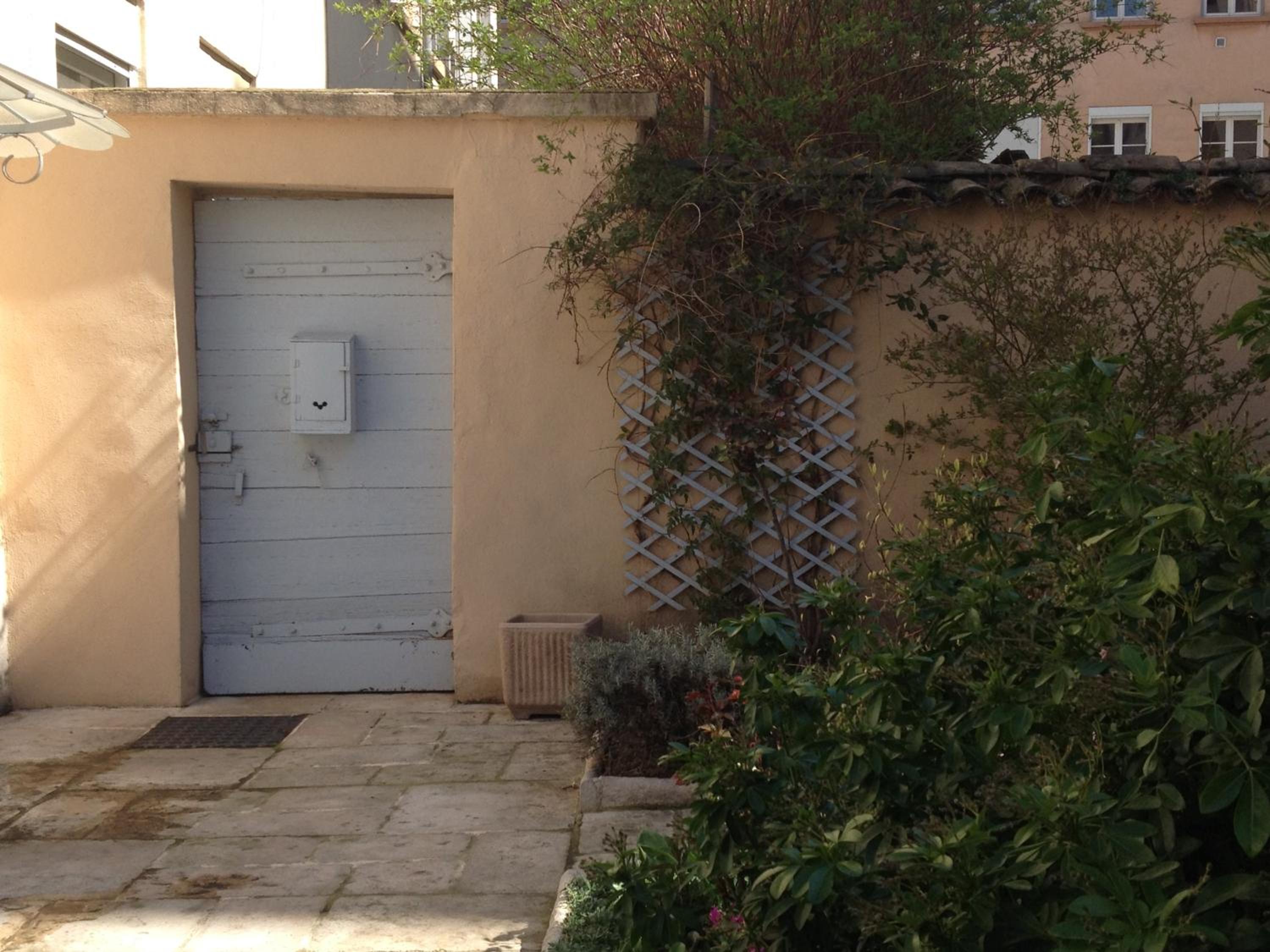 Apartment - Photo 22