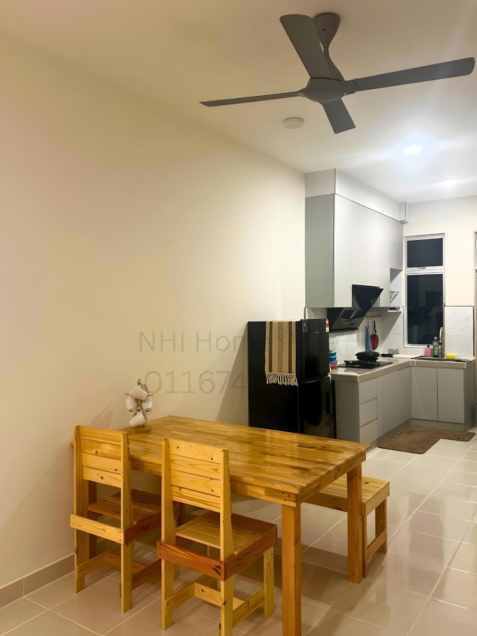 Three-Bedroom House photo 2