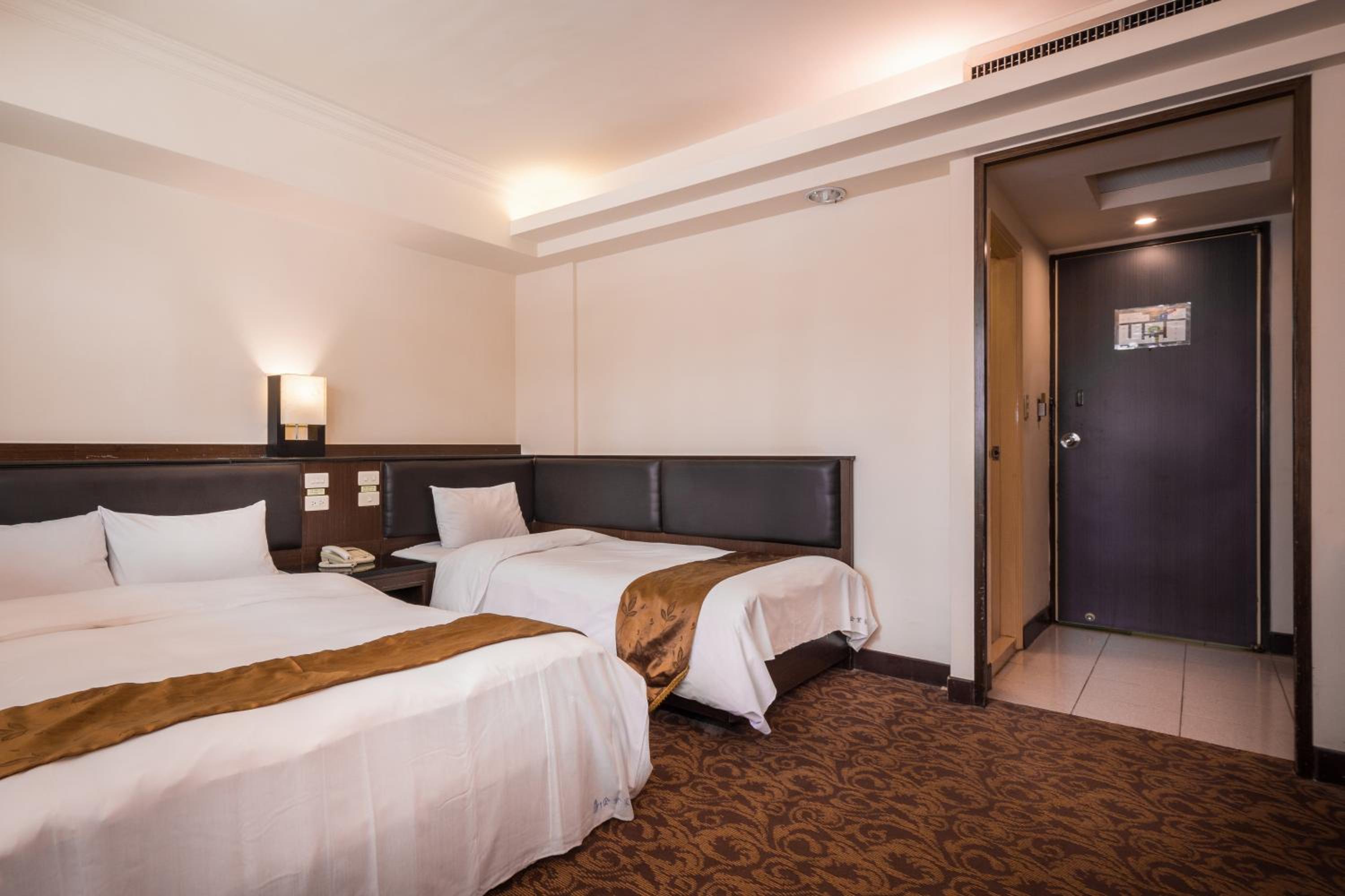 Standard Triple Room photo 3