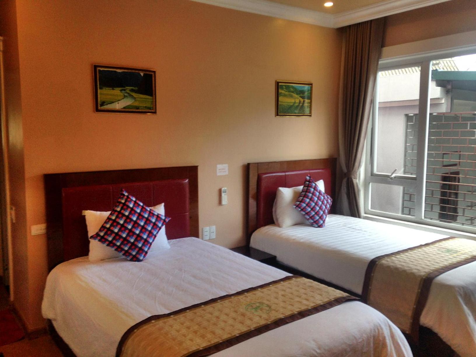 Twin Room with Mountain View photo 3