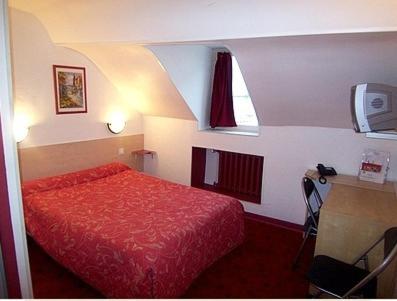 Economy Double Room for 1- 2 People - Photo 8