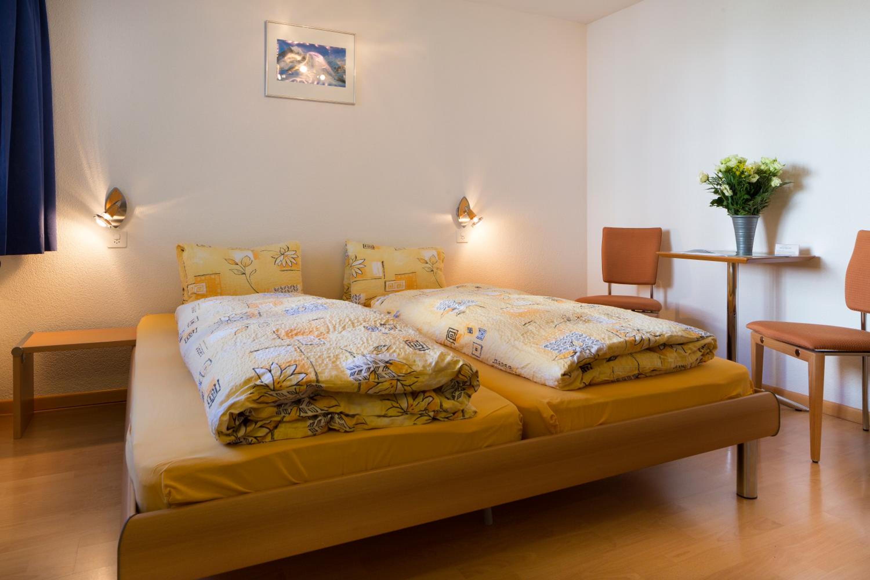 Standard Double Room - Photo 2