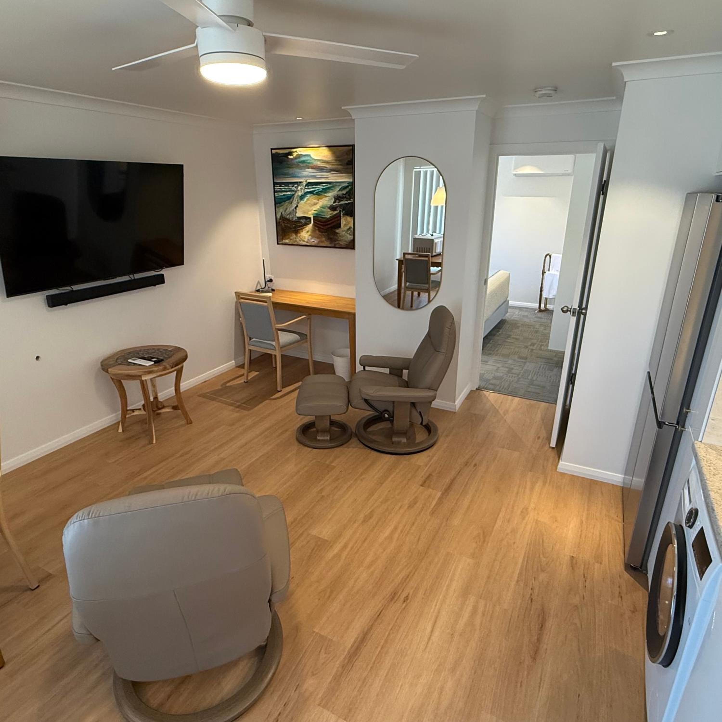 Executive Suite photo 2