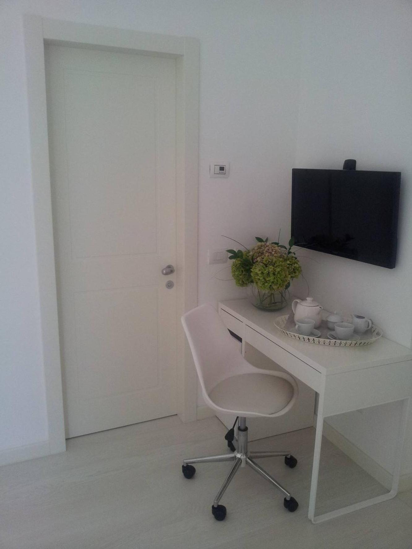 Superior Double Room - Photo 10