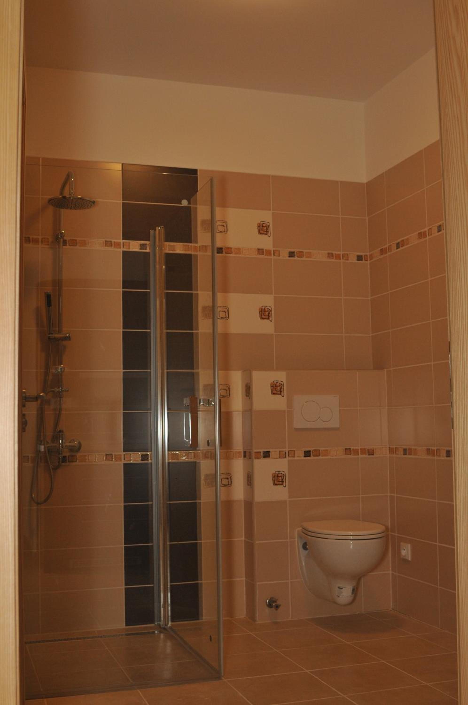 Apartment - Ground Floor photo 2