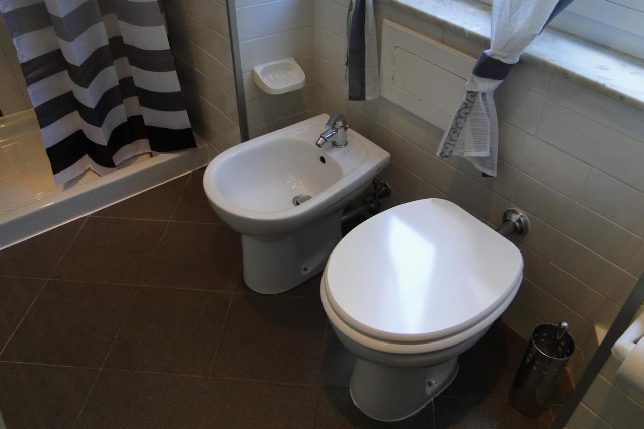 One-Bedroom Apartment - Photo 6