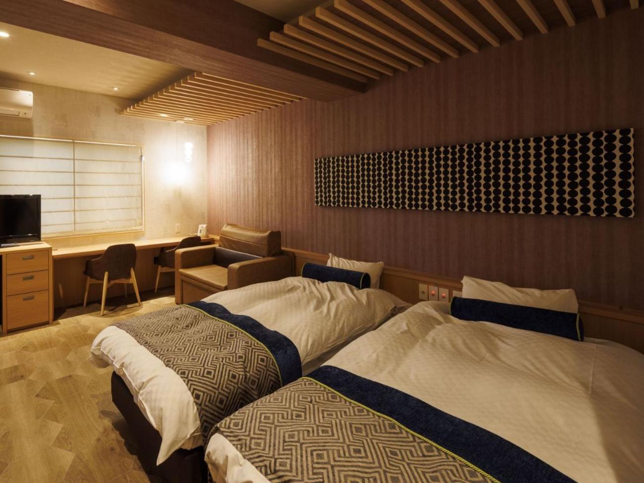 Japanese-Western Style Room with Ocean View “Namino-ne”