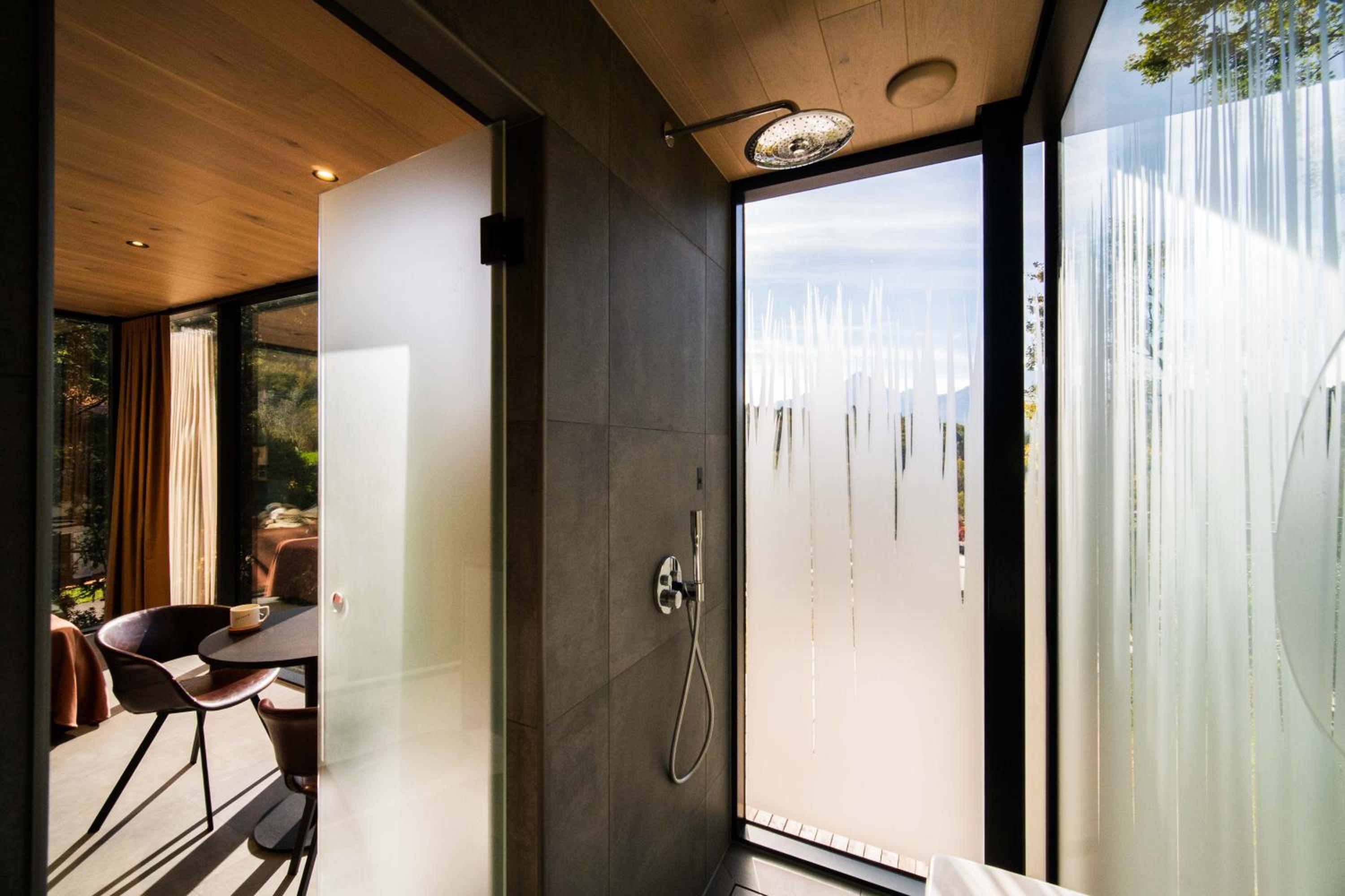 Suite with Mountain View