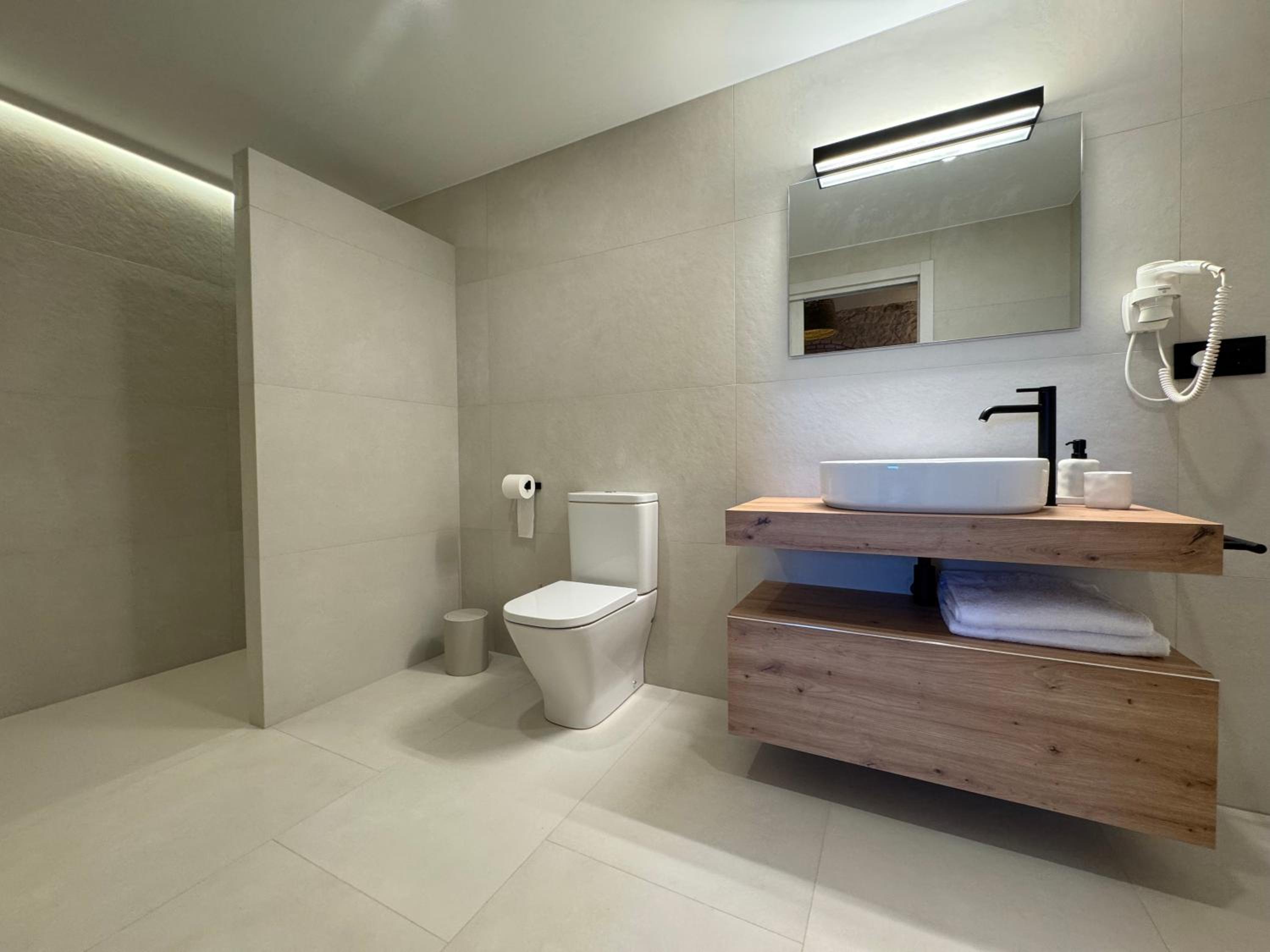 Quadruple Room with Mountain View