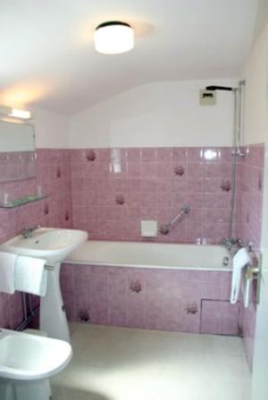 Quadruple Room photo 2