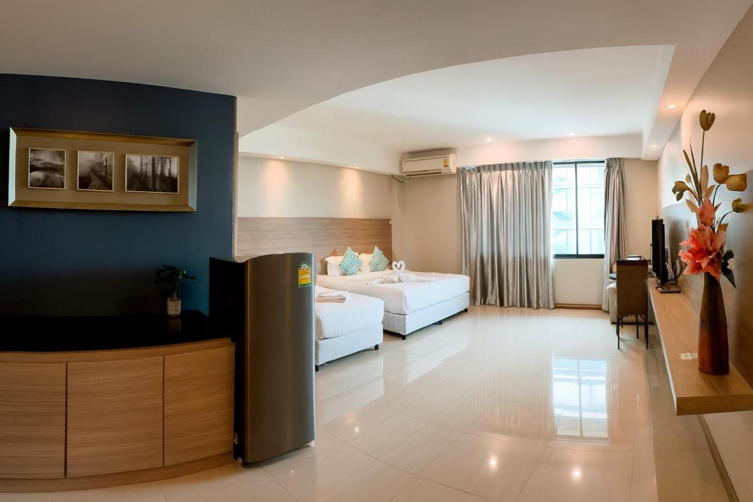 Executive Suite photo 2