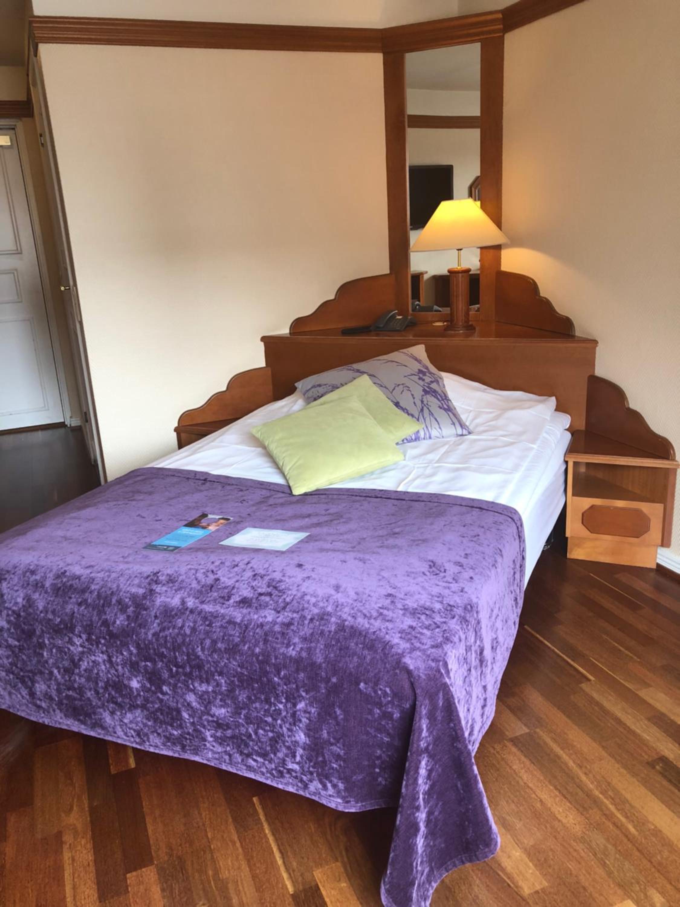 Compact Double Room - Photo 4
