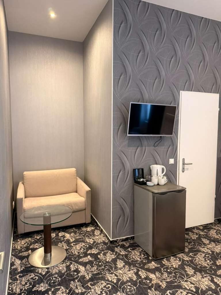 Deluxe Triple Room photo 3
