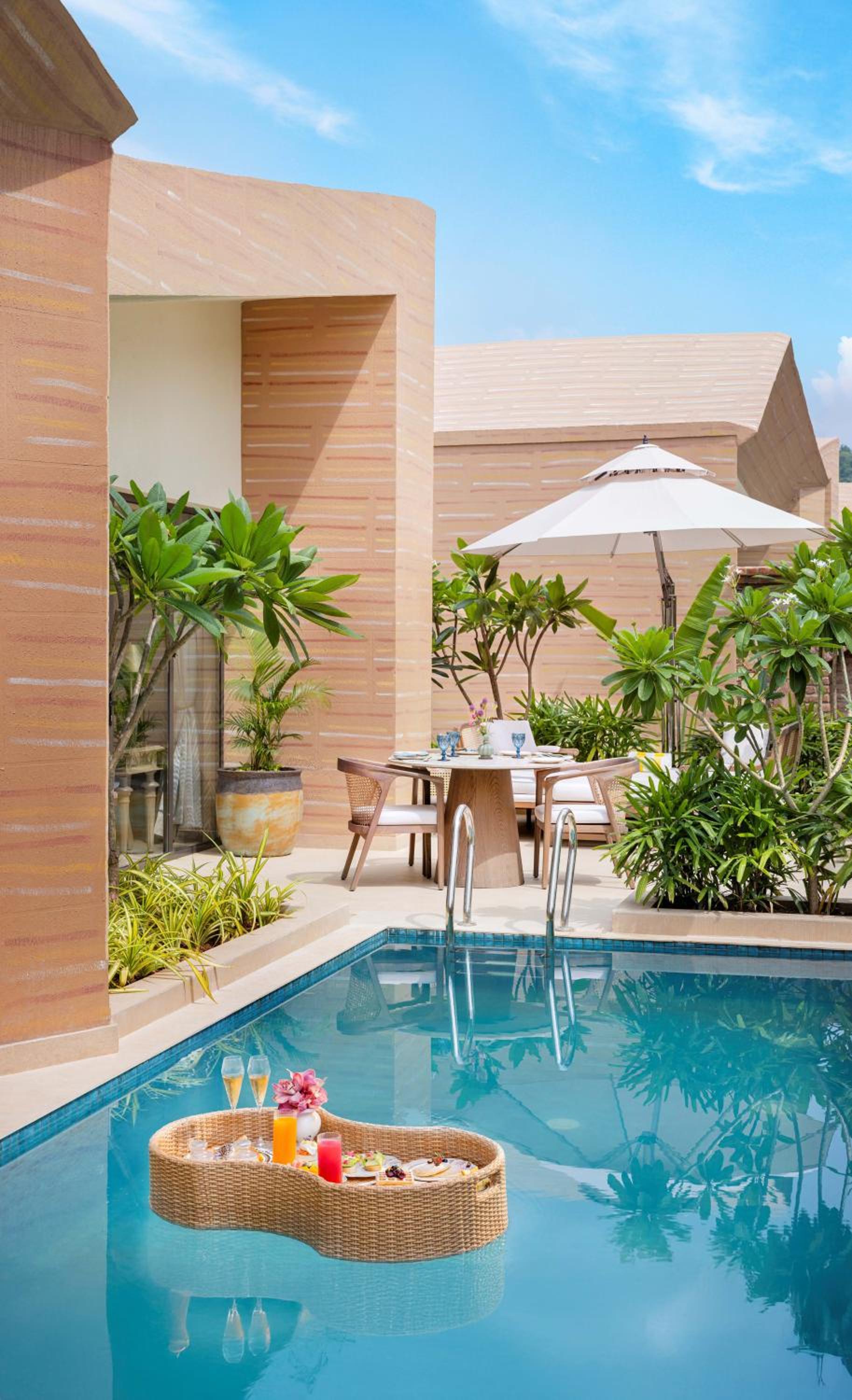 Luxury Pool Villa
