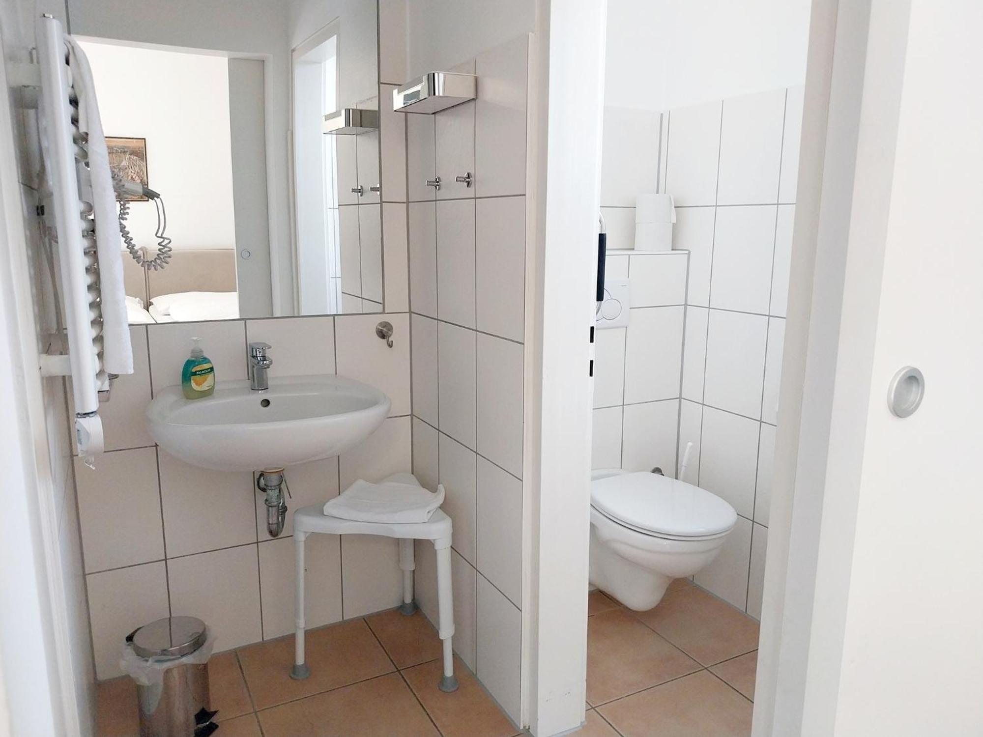 Double or Twin Room - Disability Access