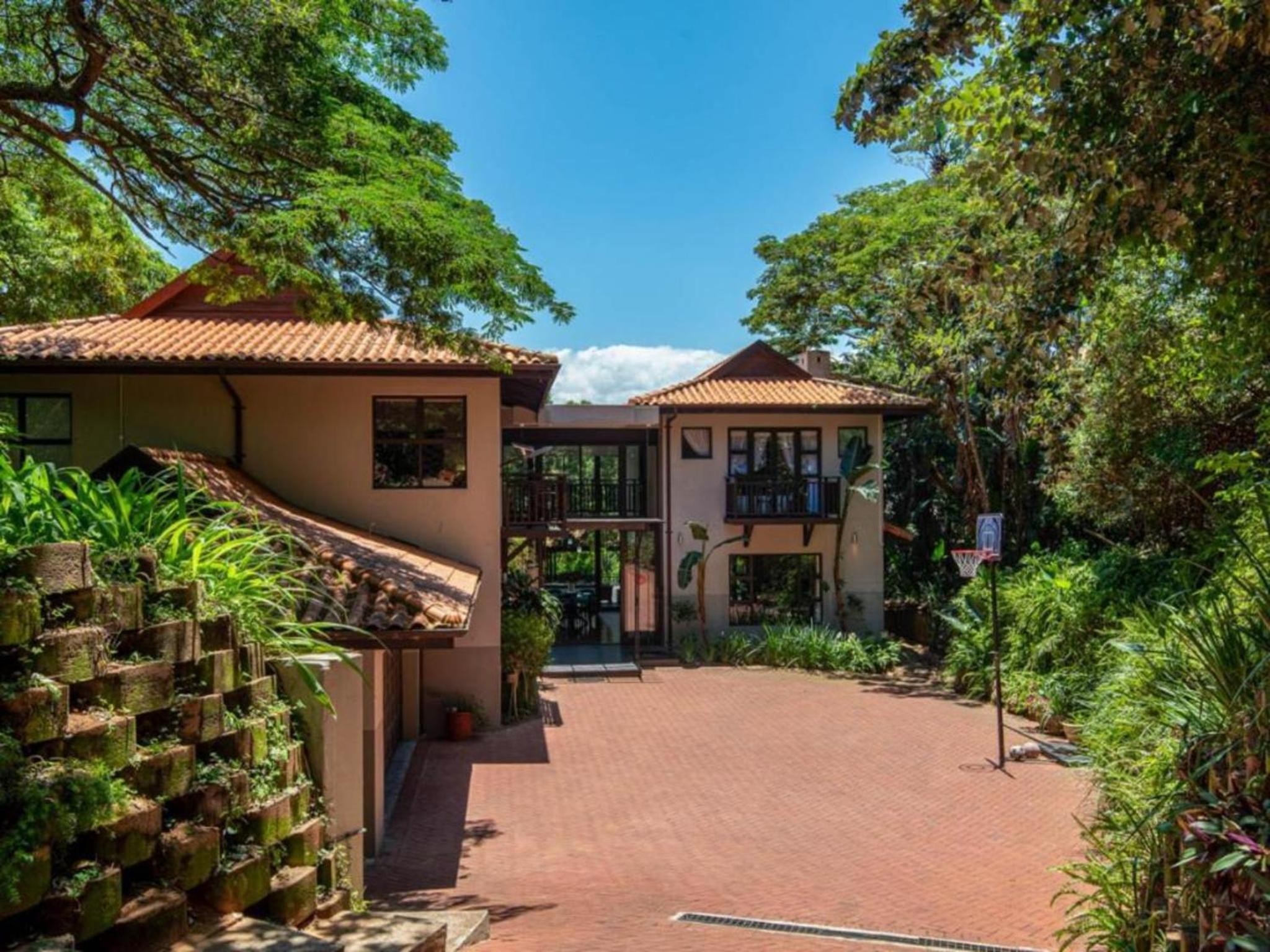 Villa photo 1