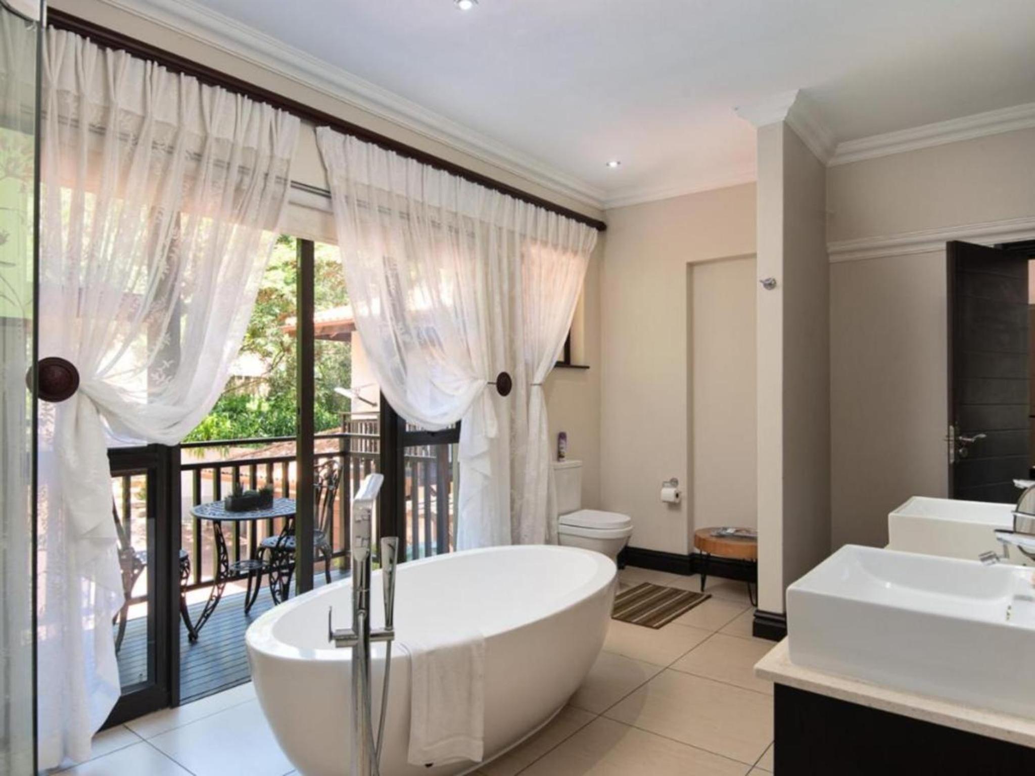 Villa photo 3