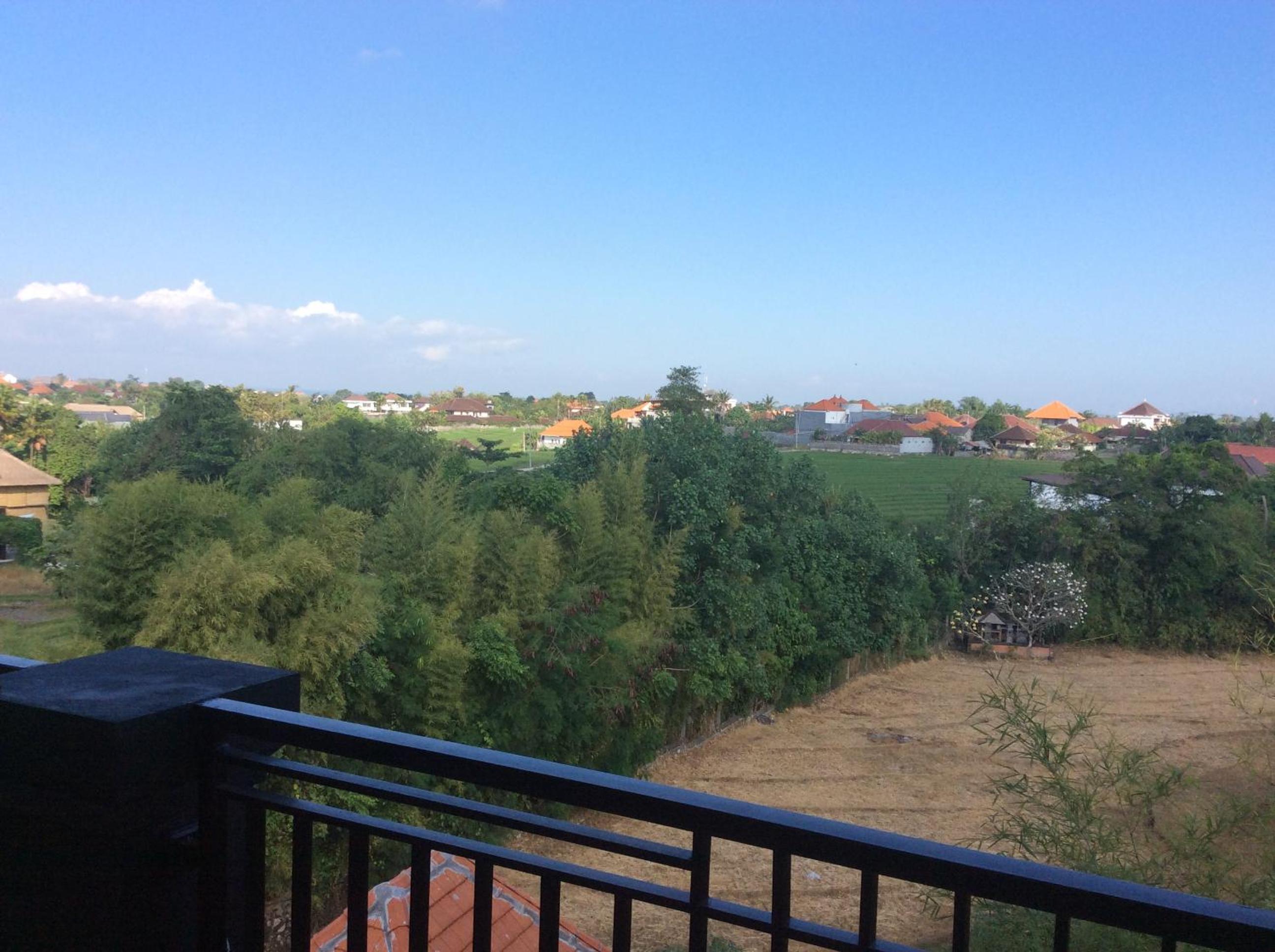 Deluxe Double Room with Balcony - Photo 32