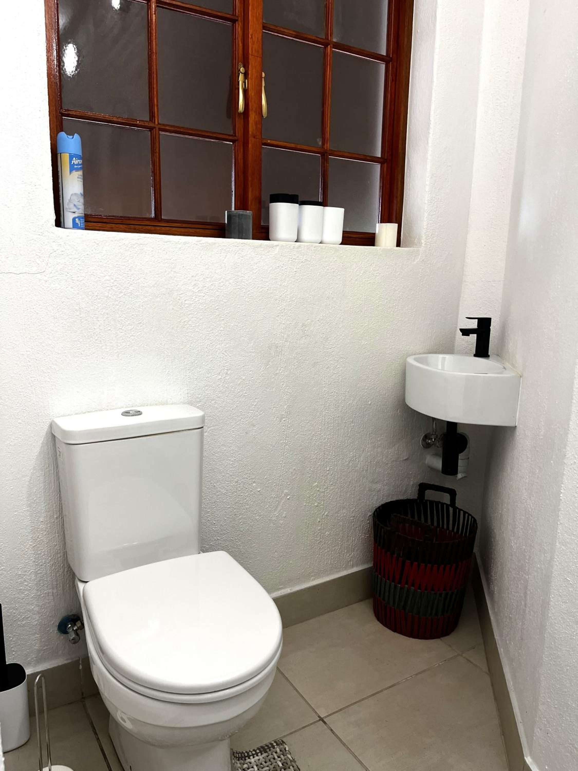 One-Bedroom House photo 2