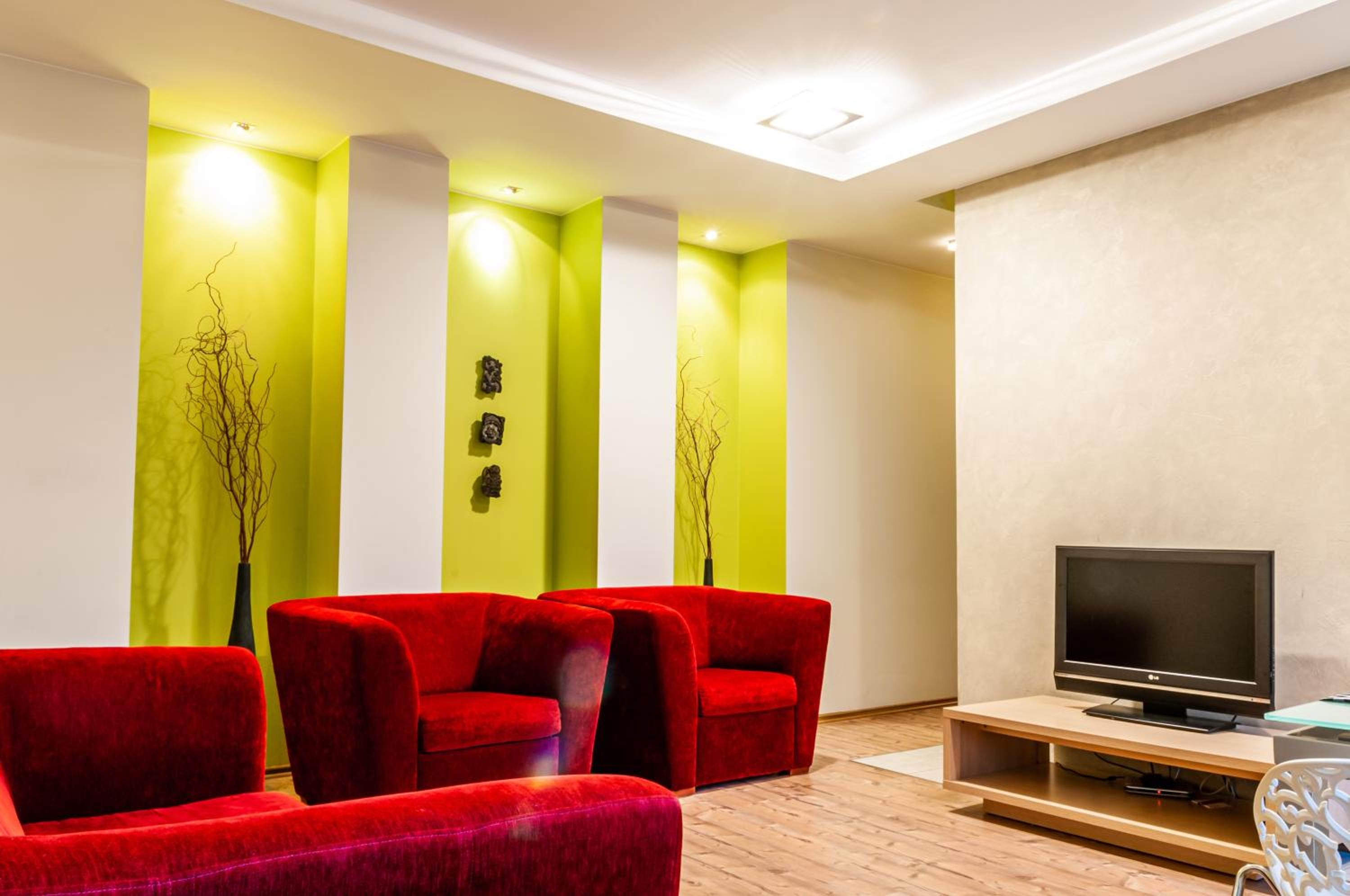 Deluxe Family Suite