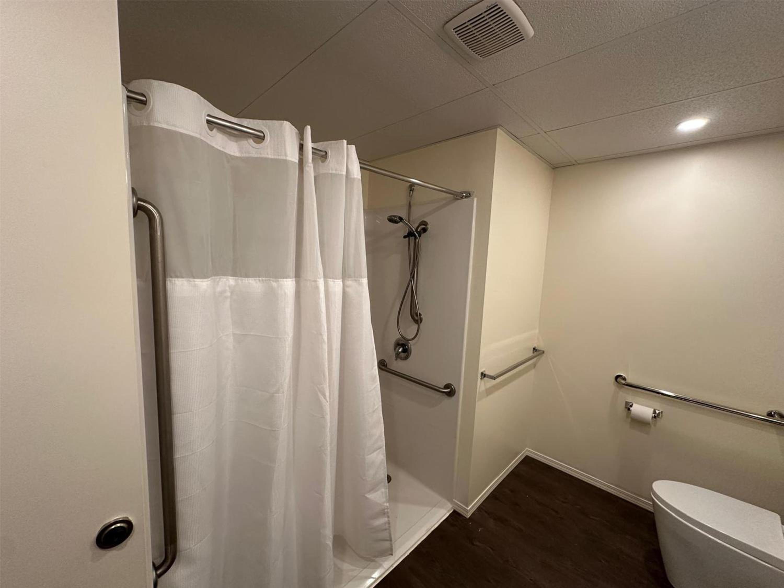 SureStay by Best Western Smithers, Photo 11