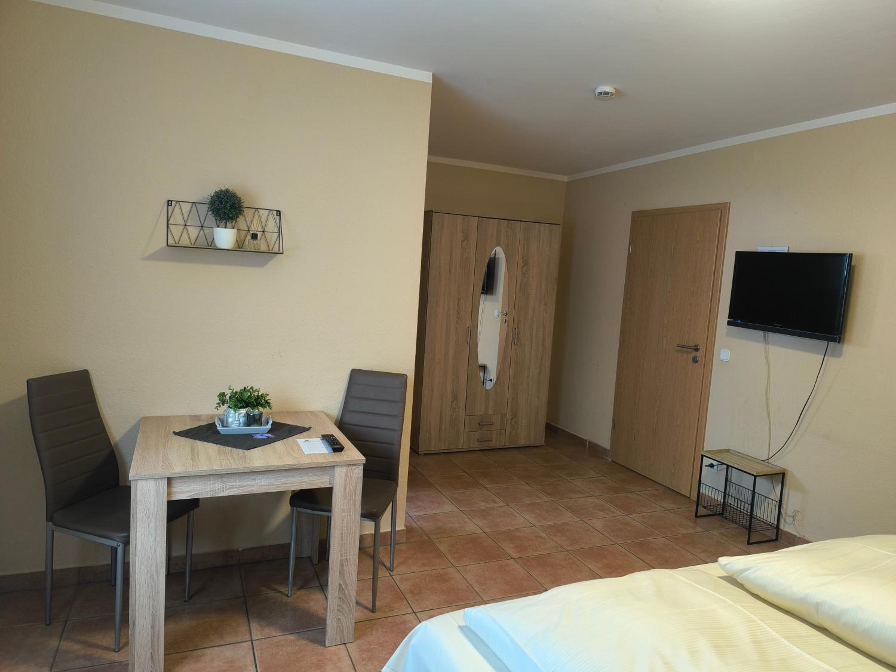 Triple Room - Photo 1