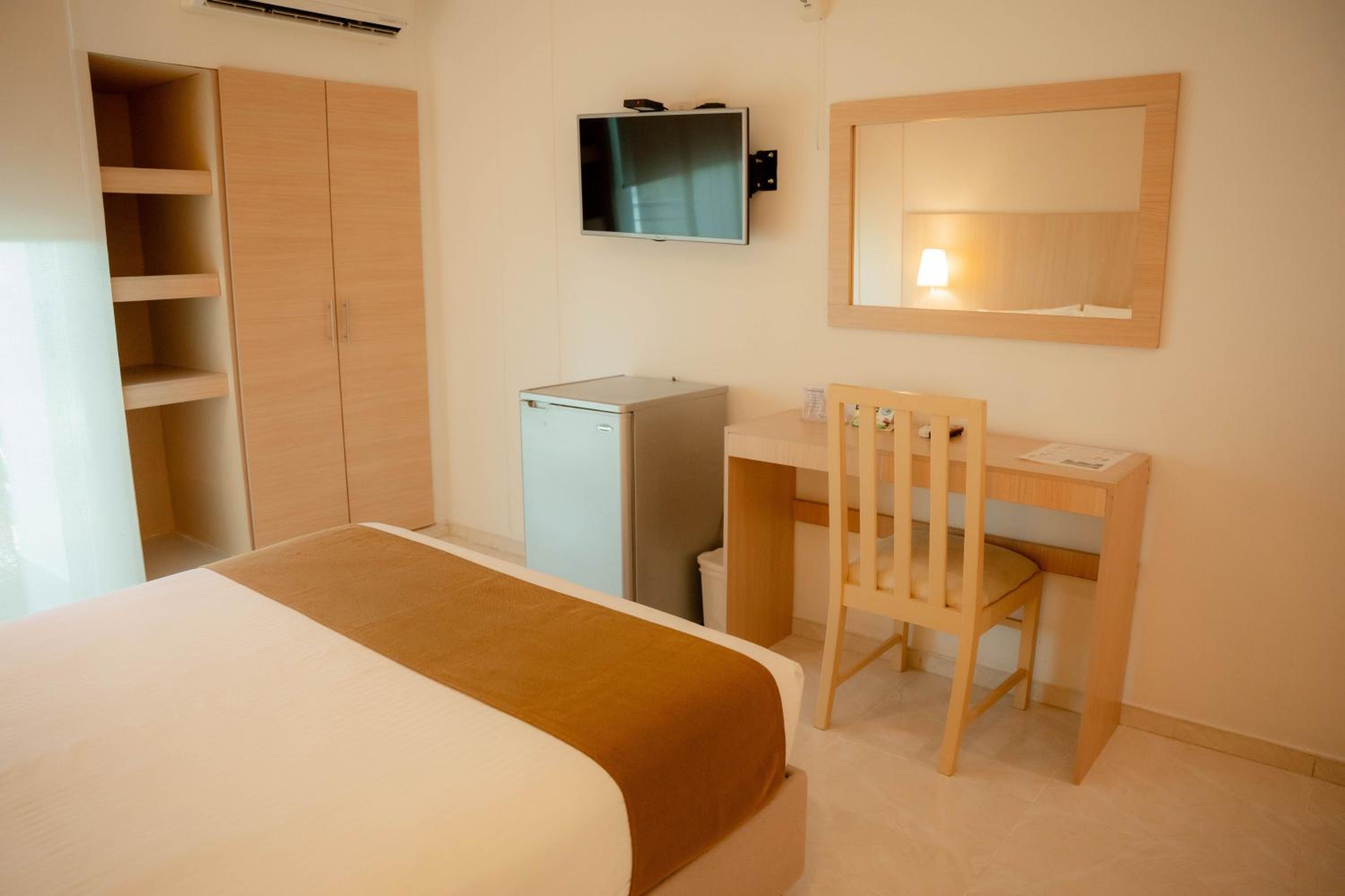 Double Room with Balcony photo 3