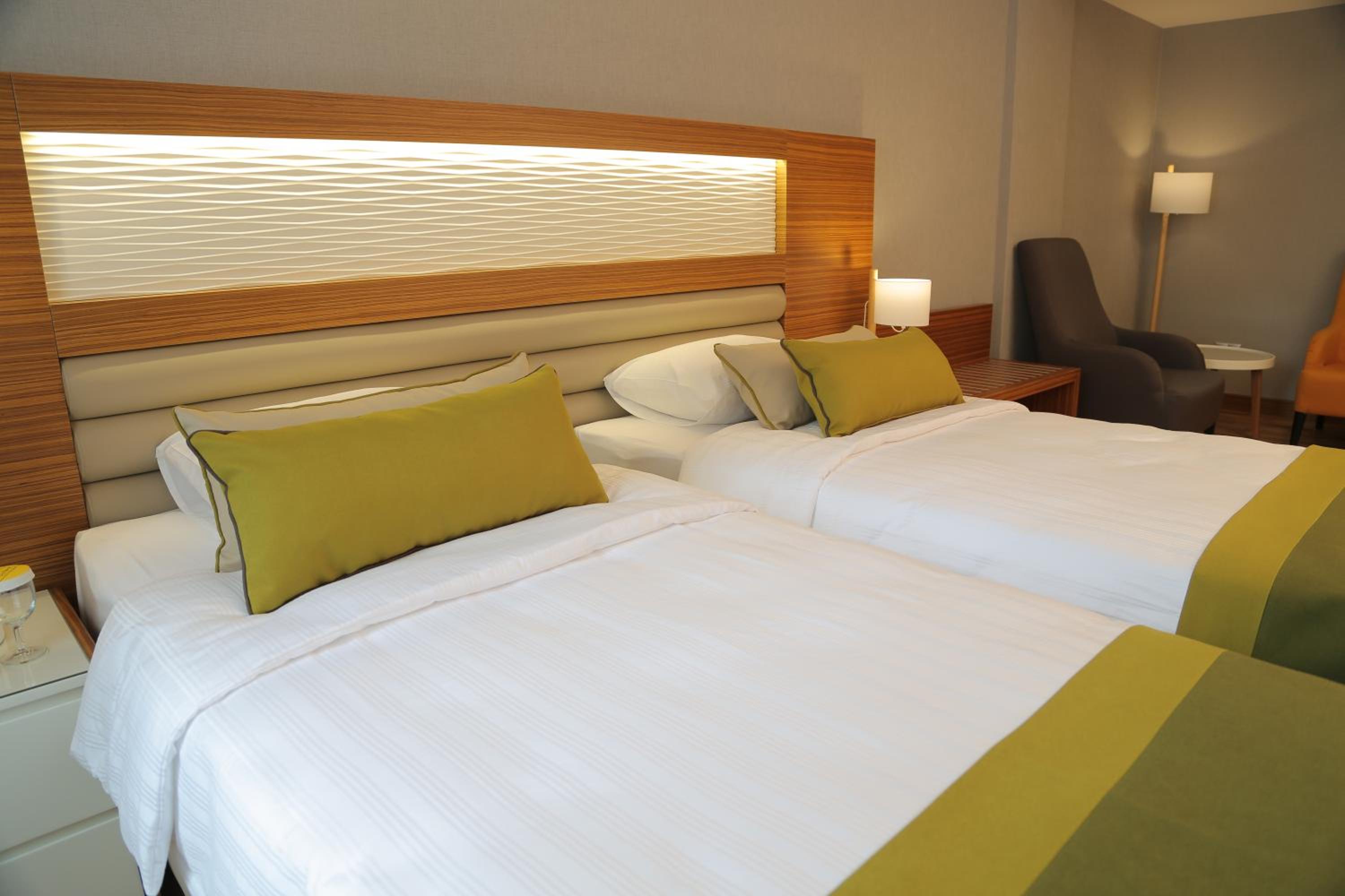 Basic Triple Room