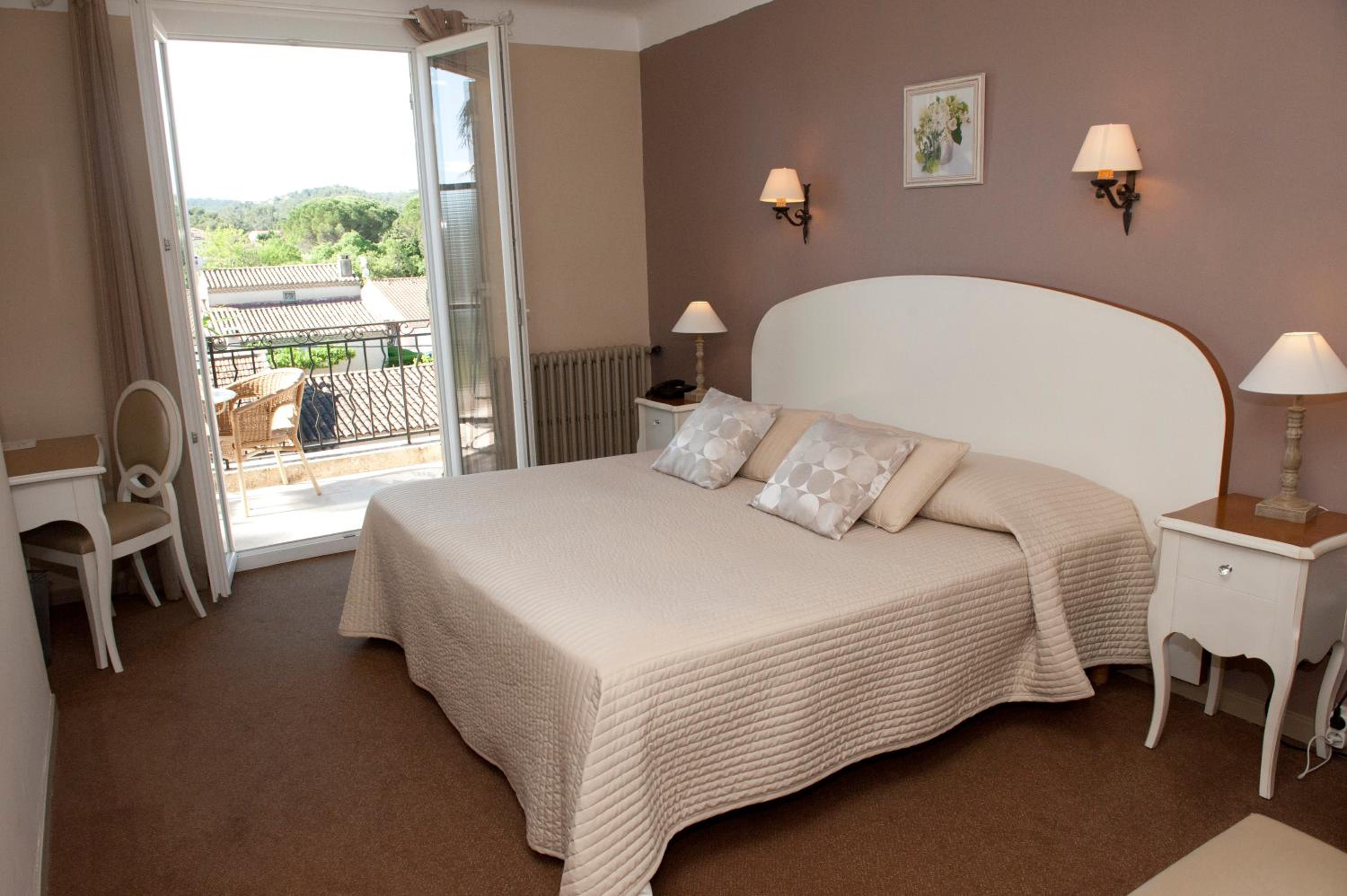 Superior Double Room With Terrace or Balcony - Photo 1