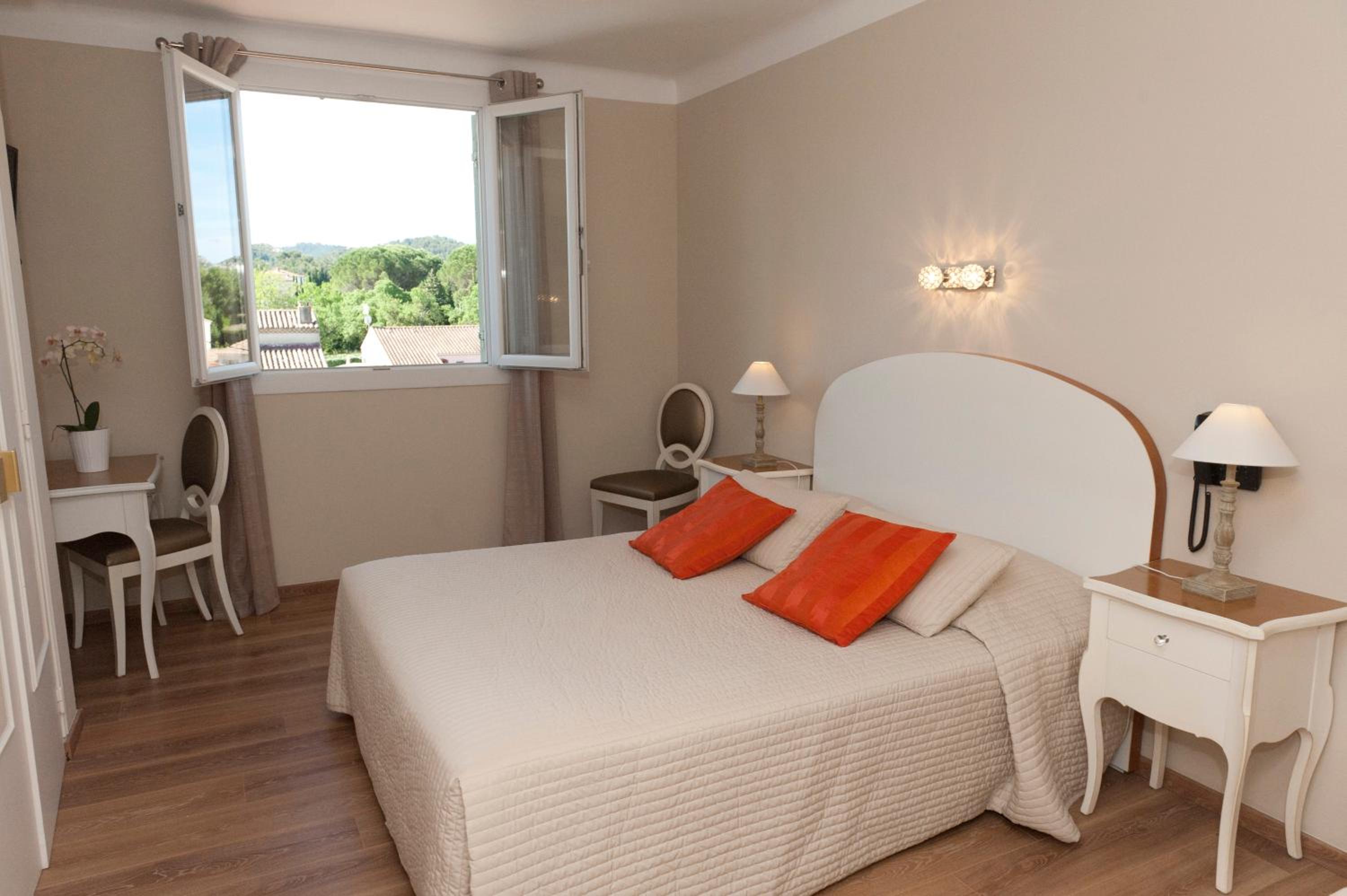 Standard Double Room with Shower photo 1