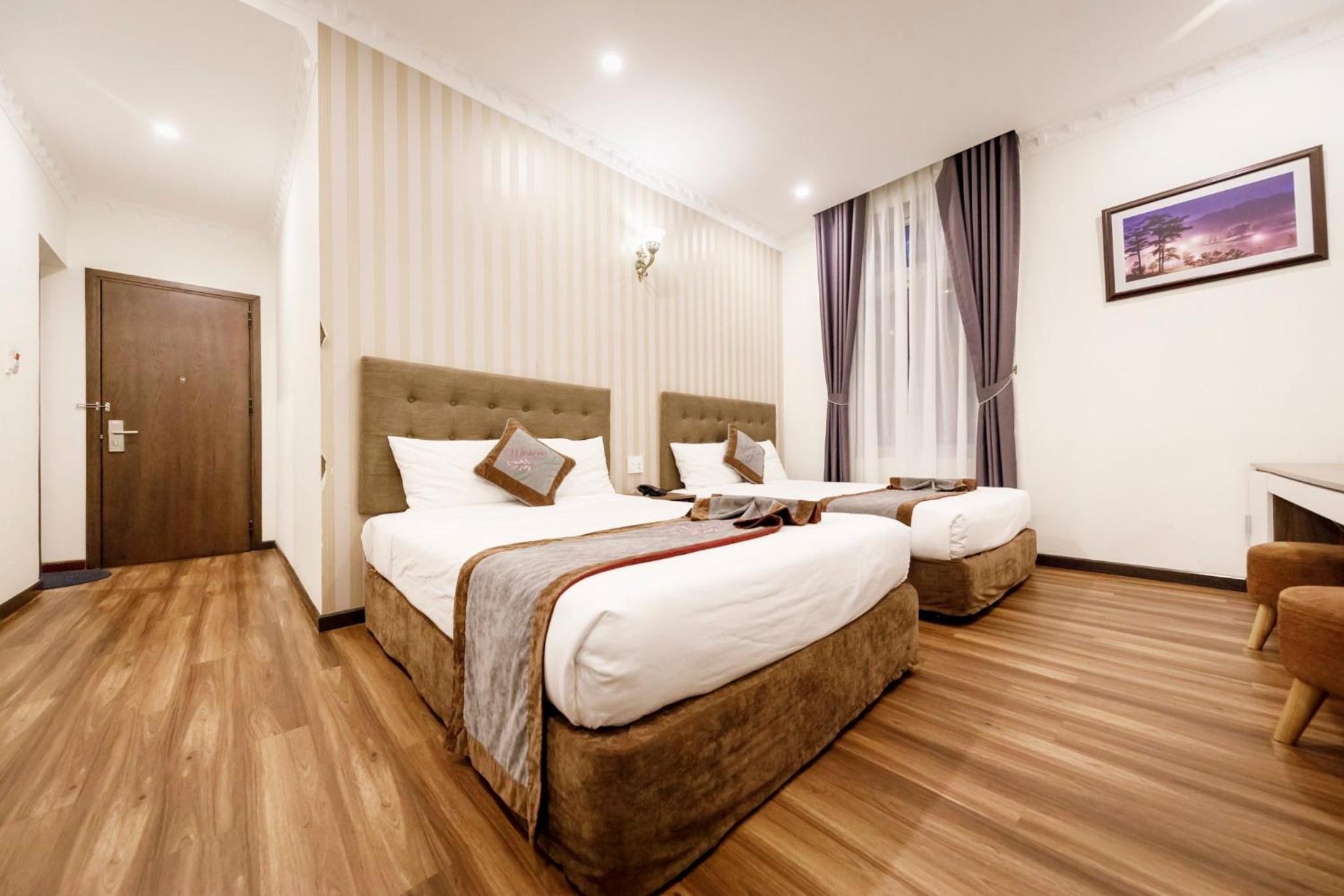 Twin Room - Photo 8