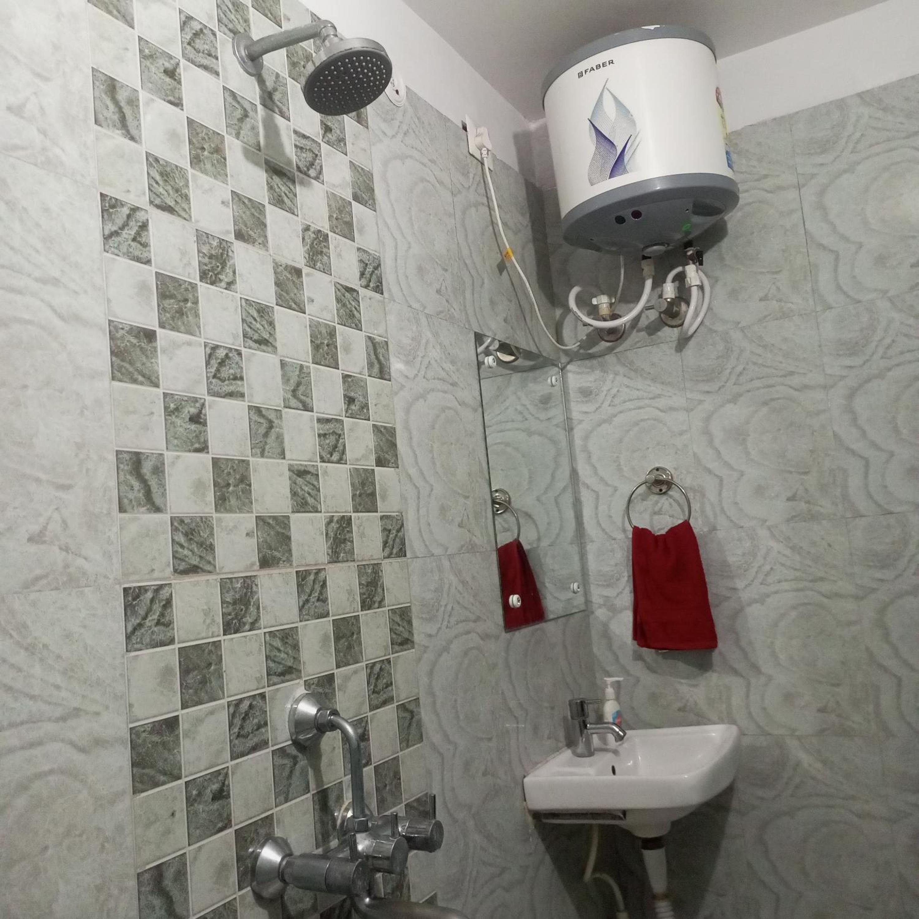 Double or Twin Room photo 3