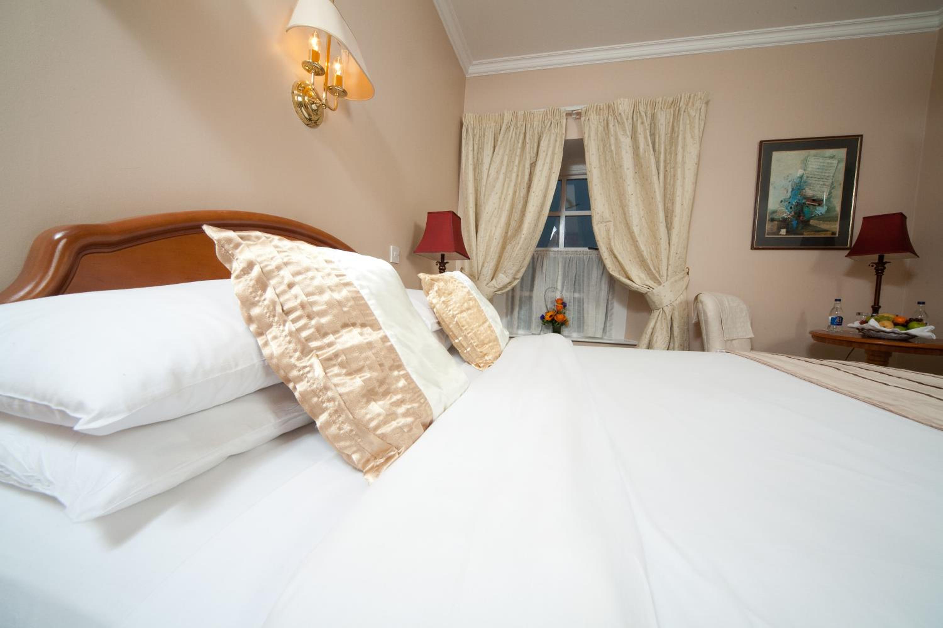 Single Room photo 2