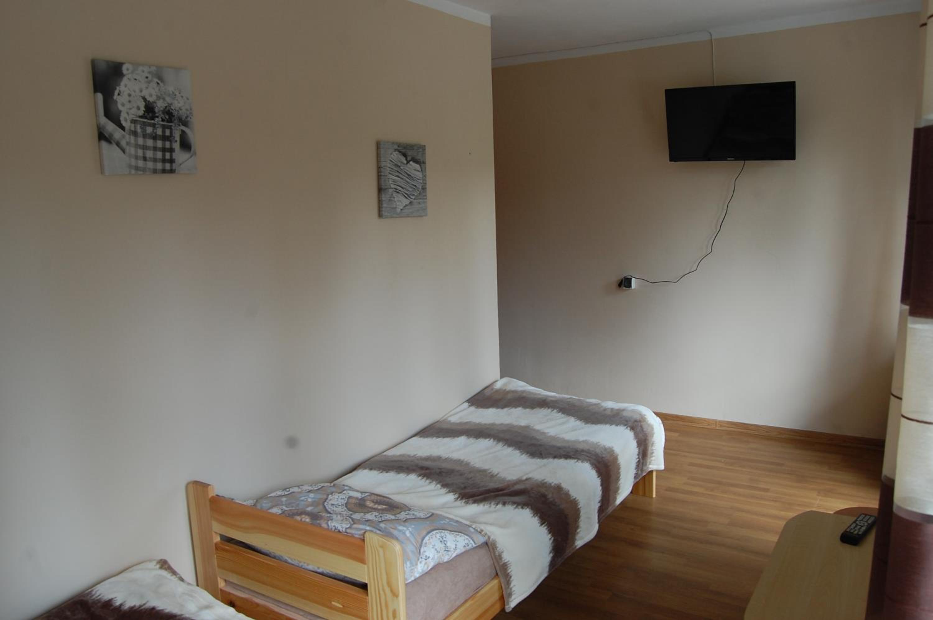 Twin Room with Balcony 1 - Photo 10