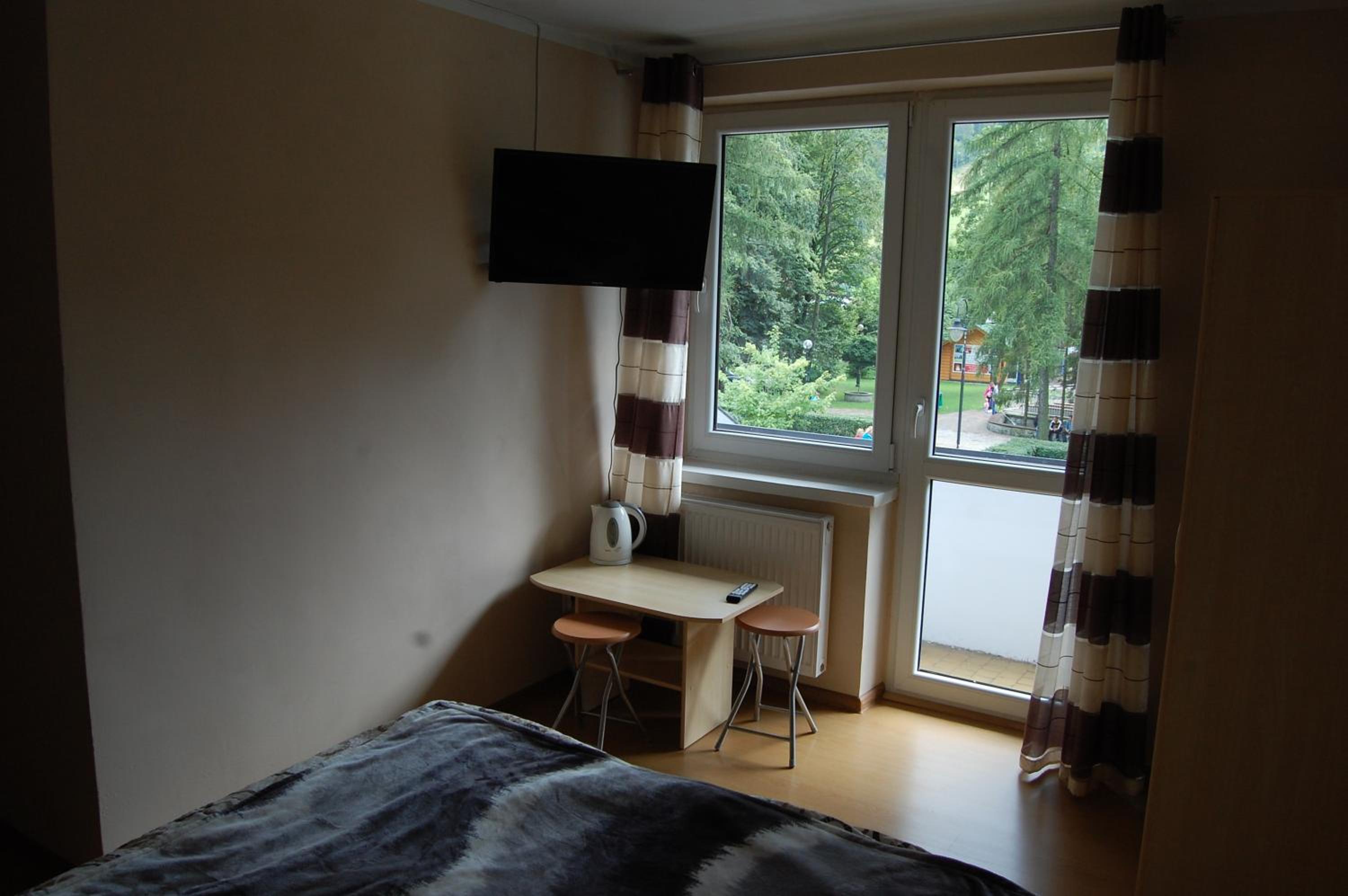 Double Room with Balcony 2 - Photo 12
