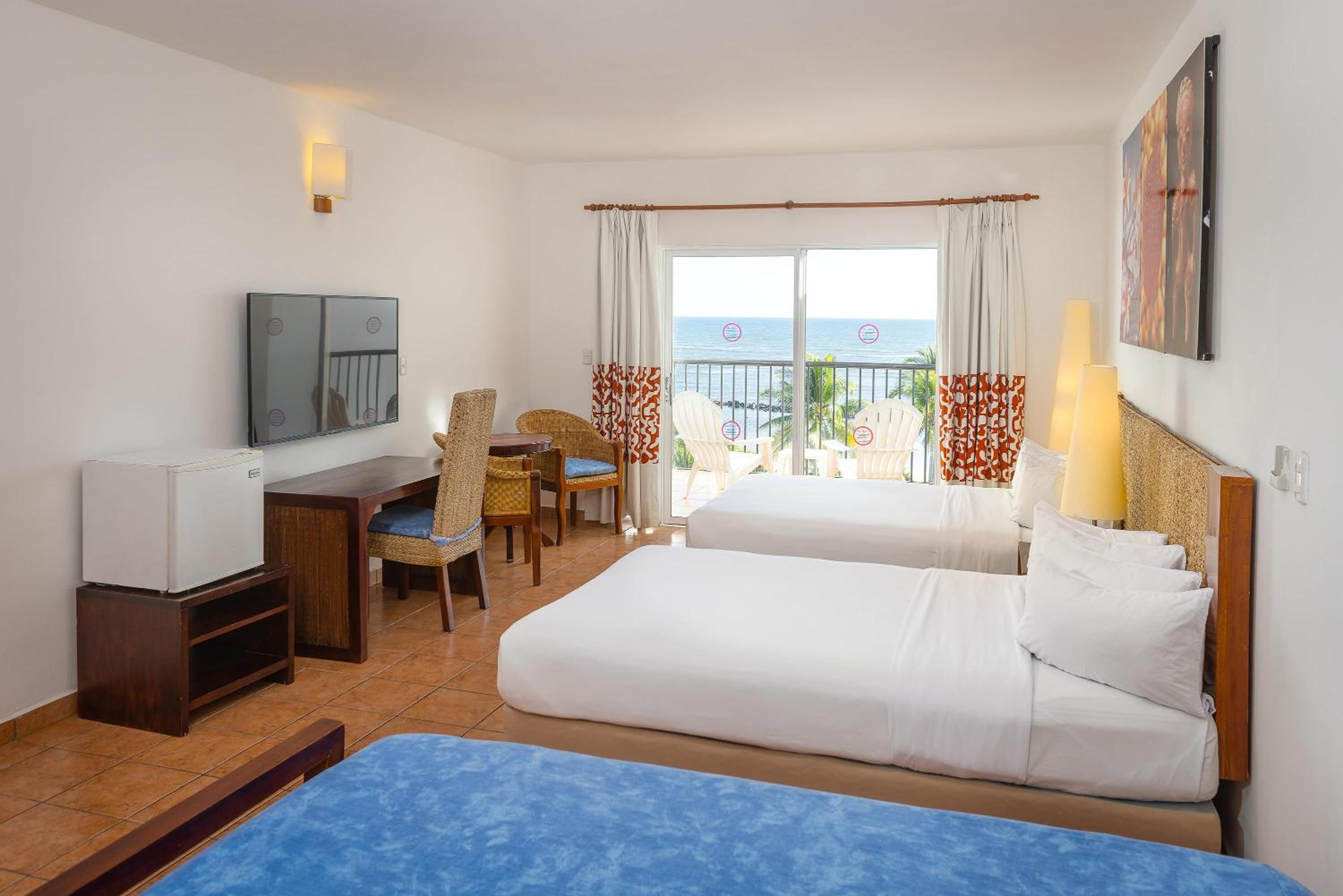 Superior Queen Room with Two Queen Beds