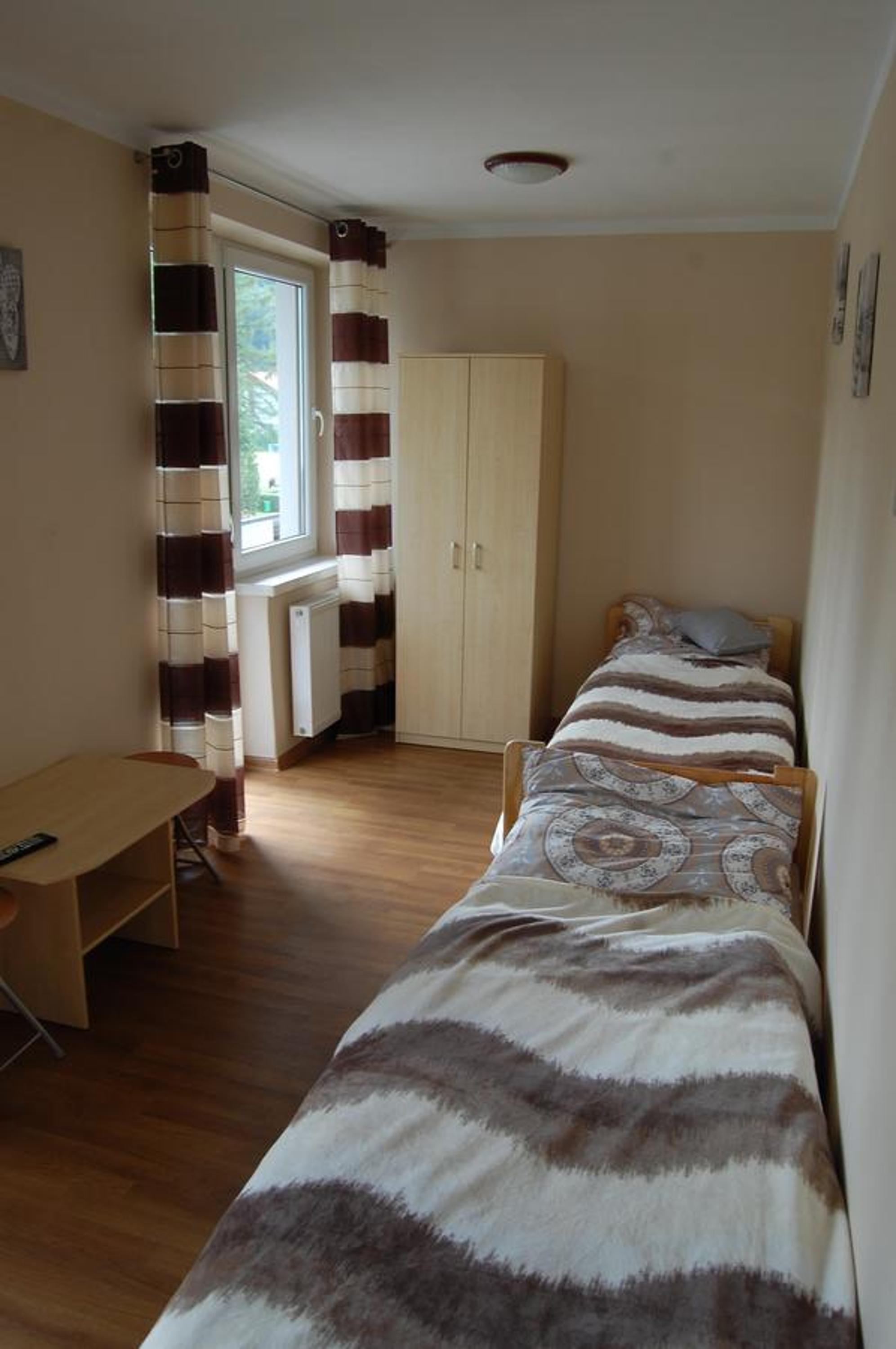 Twin Room with Balcony 1 - Photo 3