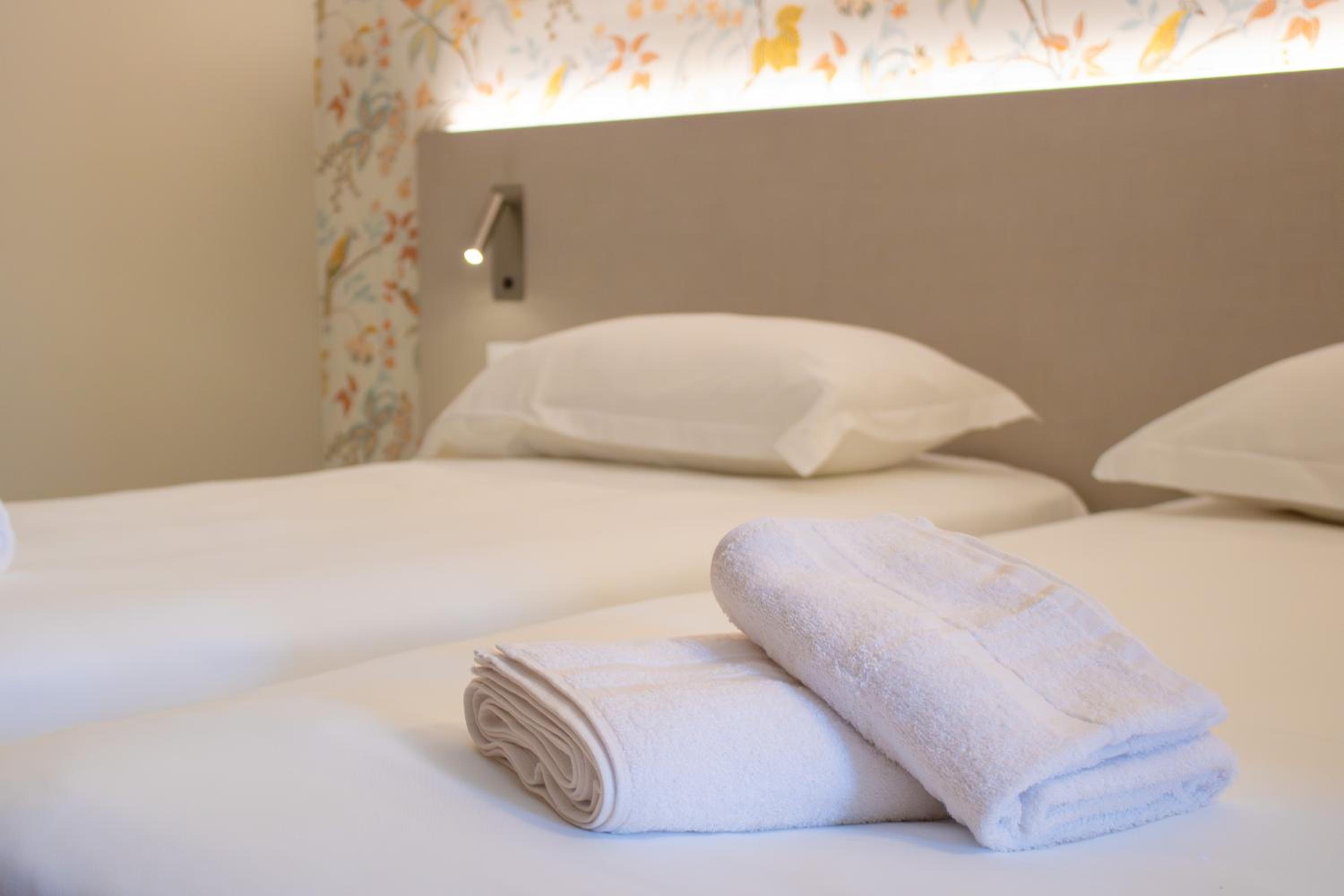 Superior Twin Room photo 2