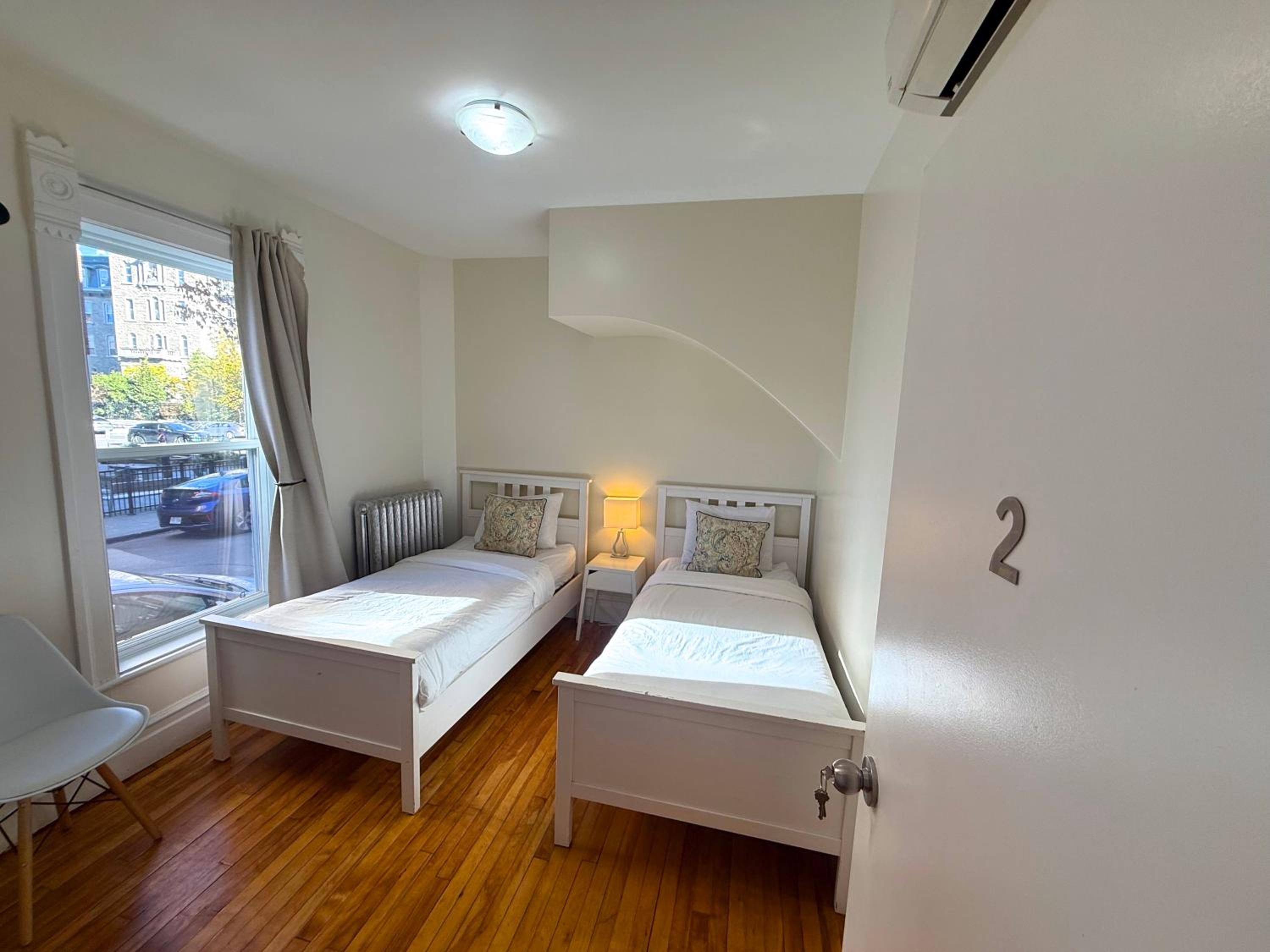 Twin Room with Private Bathroom