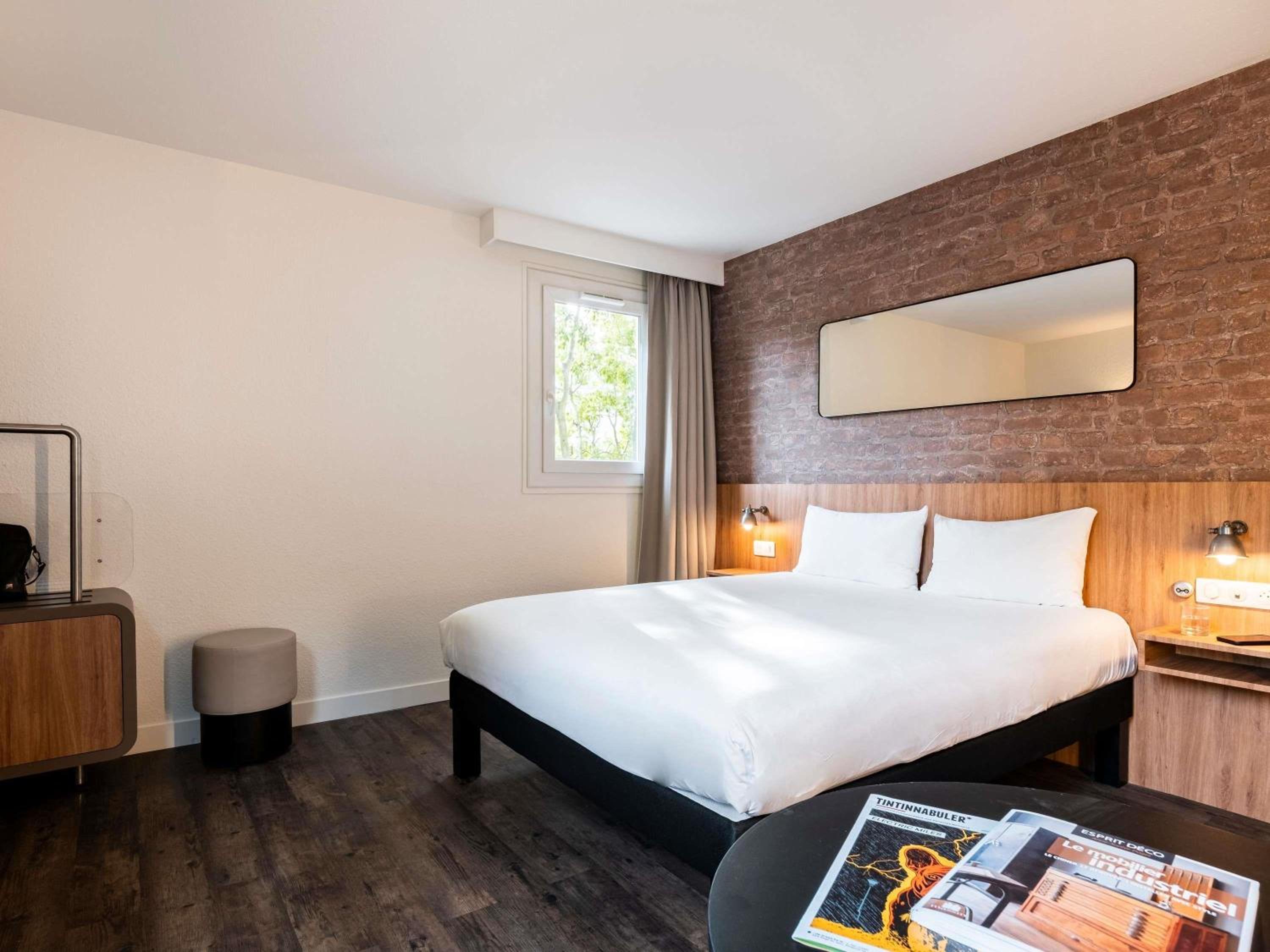 Standard Double Room - Disability Access - Photo 2