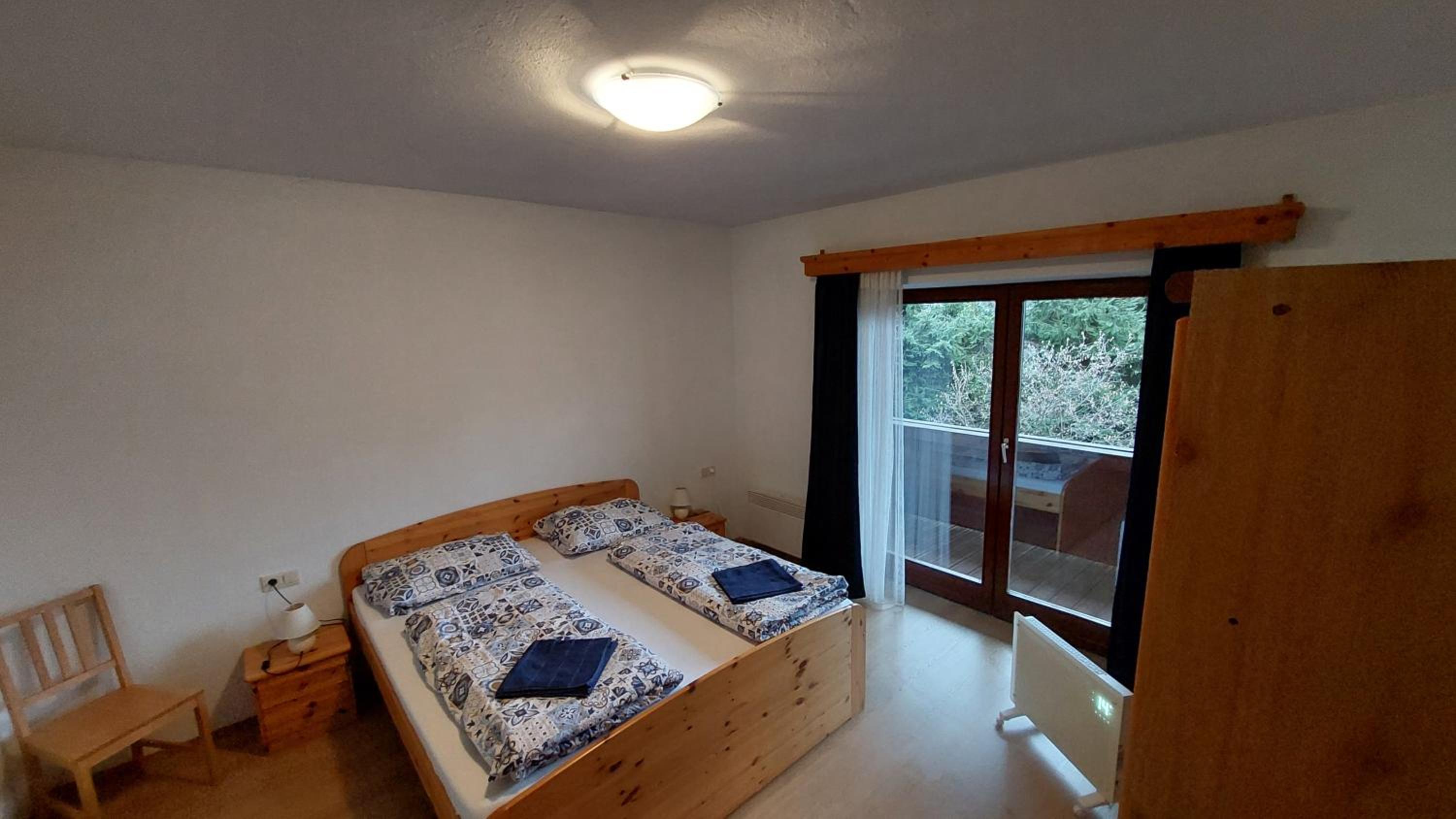 One-Bedroom Apartment with Balcony