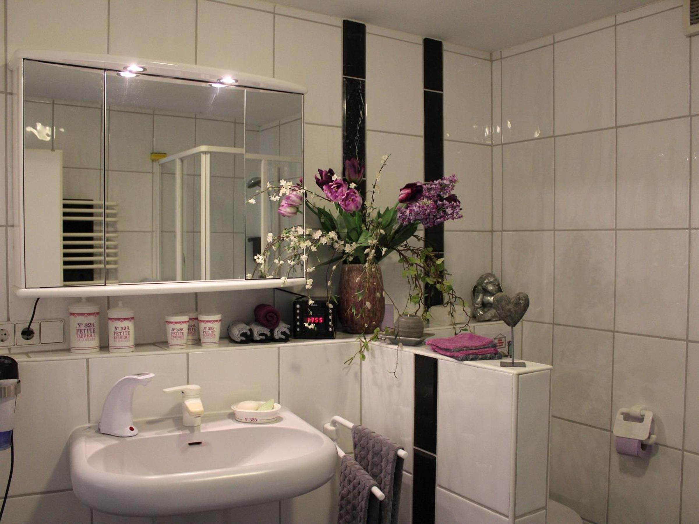One-Bedroom Apartment with Garden View photo 1