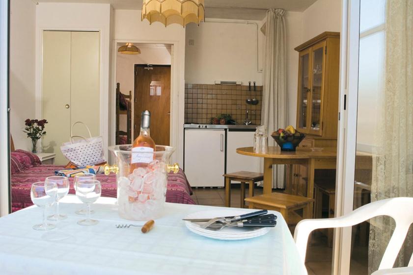 Studio with Balcony (4 Adults)