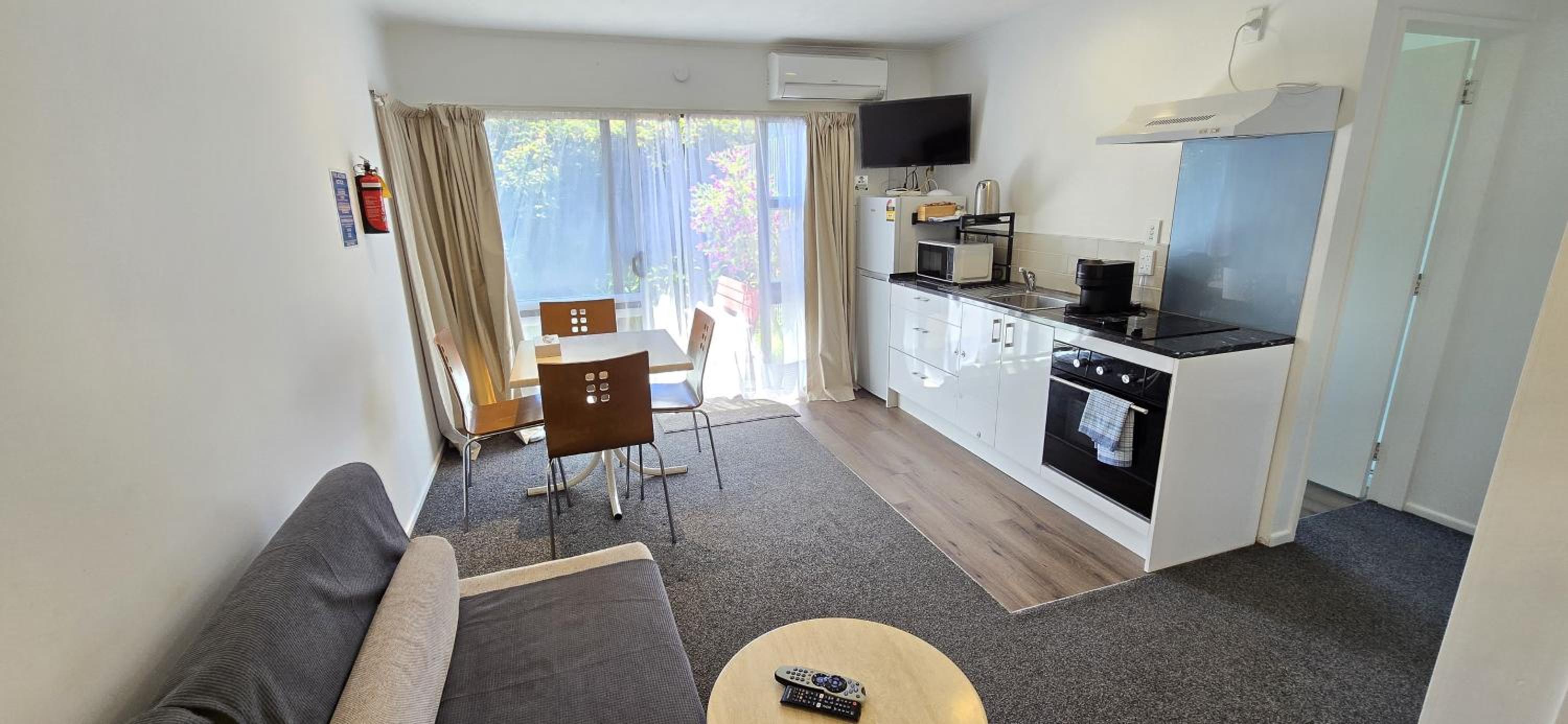 Family Apartment photo 2