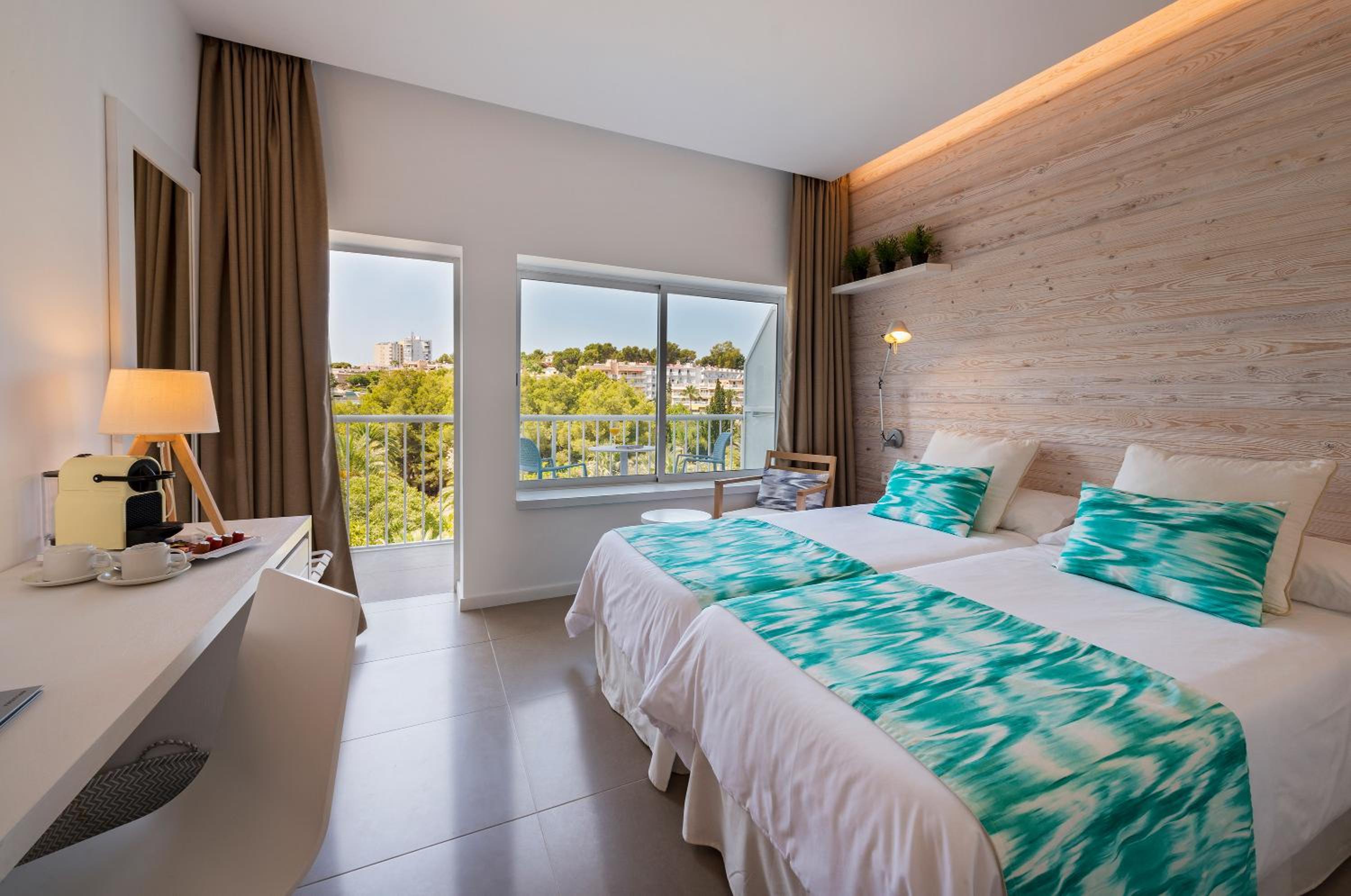 Habitación Doble o con Dos Camas