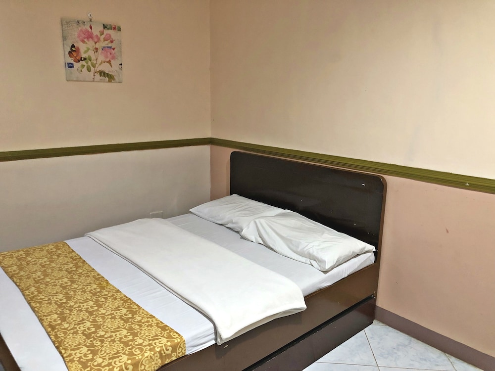 Comfort Single Room, 1 Queen Bed photo 3
