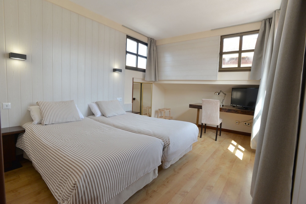 Twin Room, 2 Twin Beds