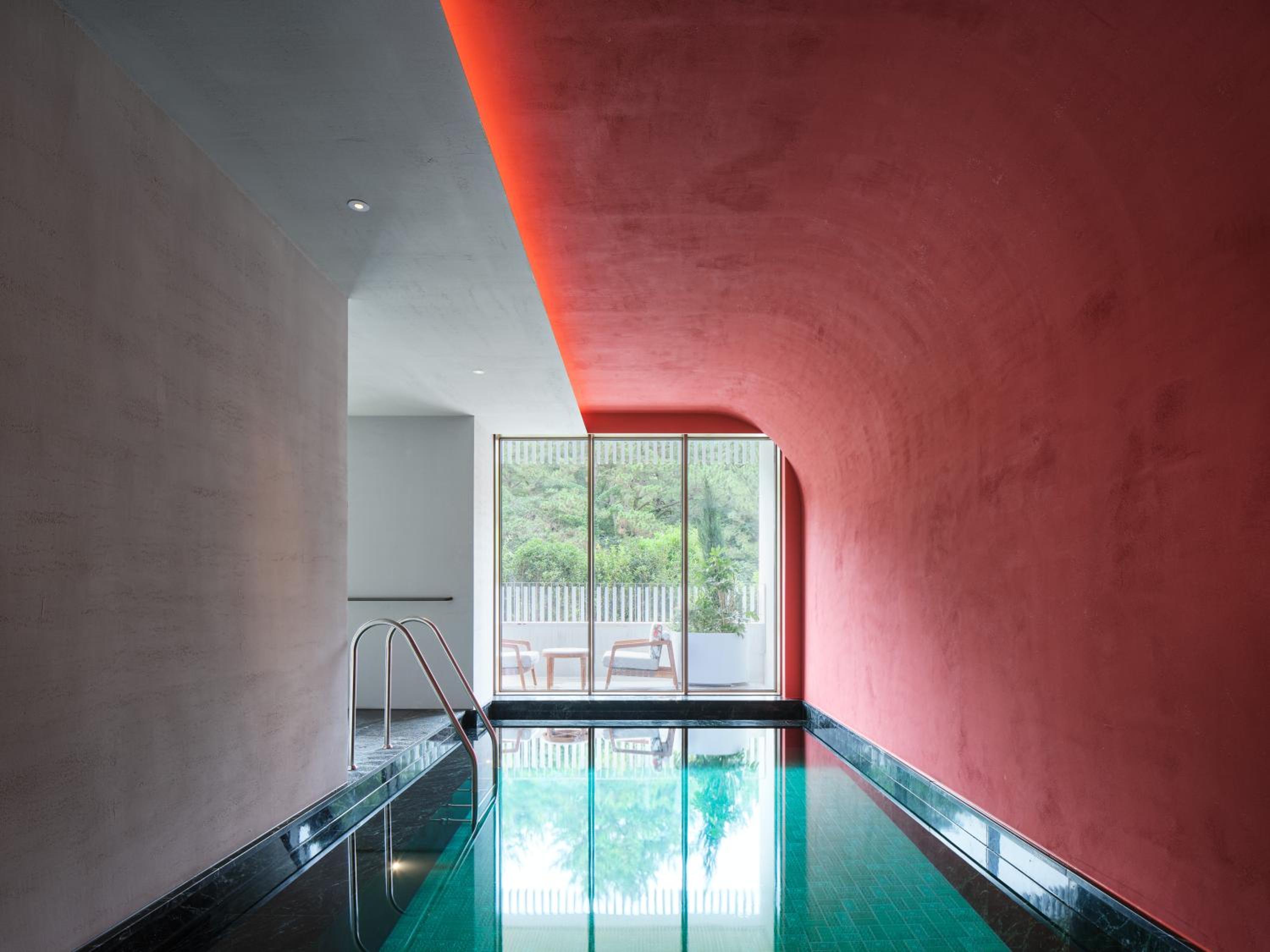 [Maison Box] Cabin X Mansion Pool House With Long Stay (4 nights), F&B Credit 50,000 KRW per stay, laundry service - Photo 2
