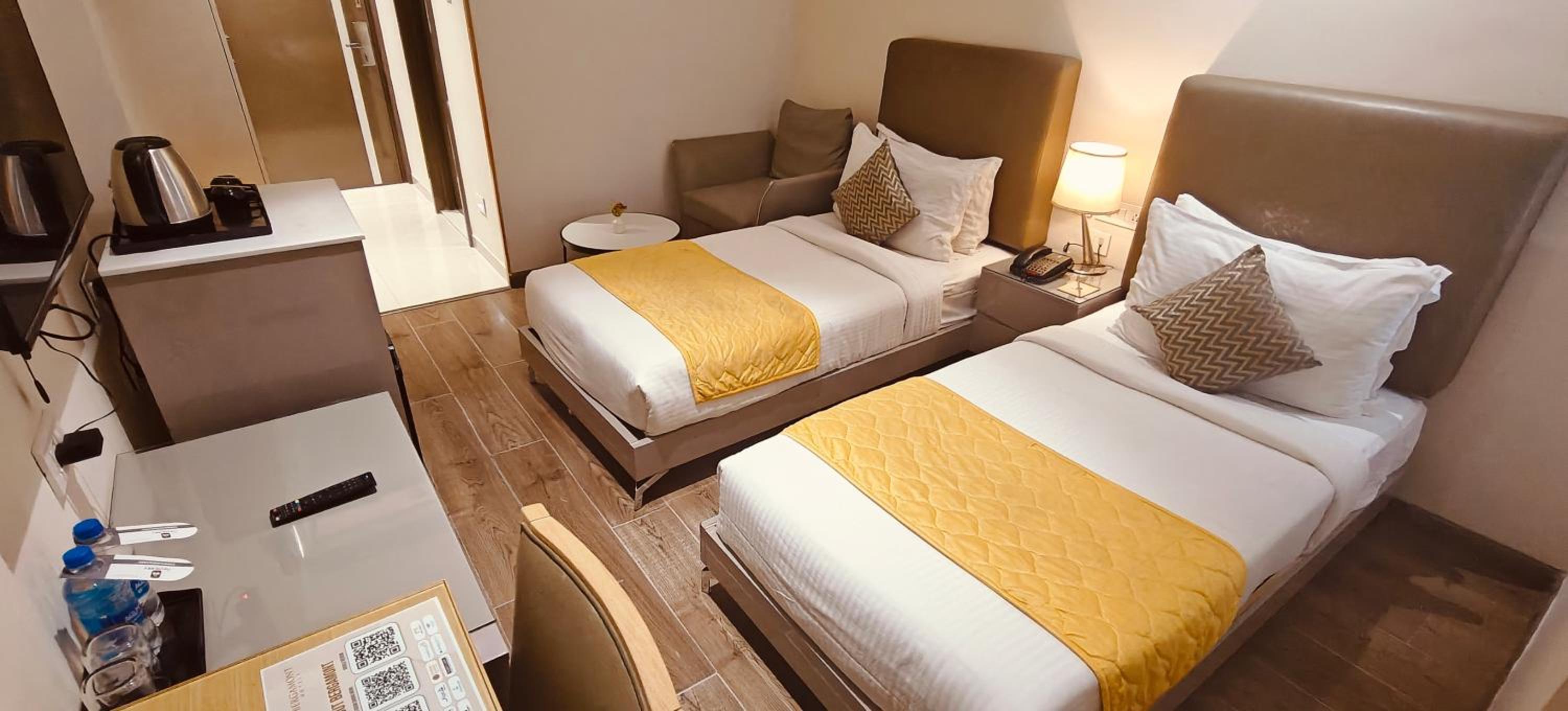 Superior Twin Room - Photo 2