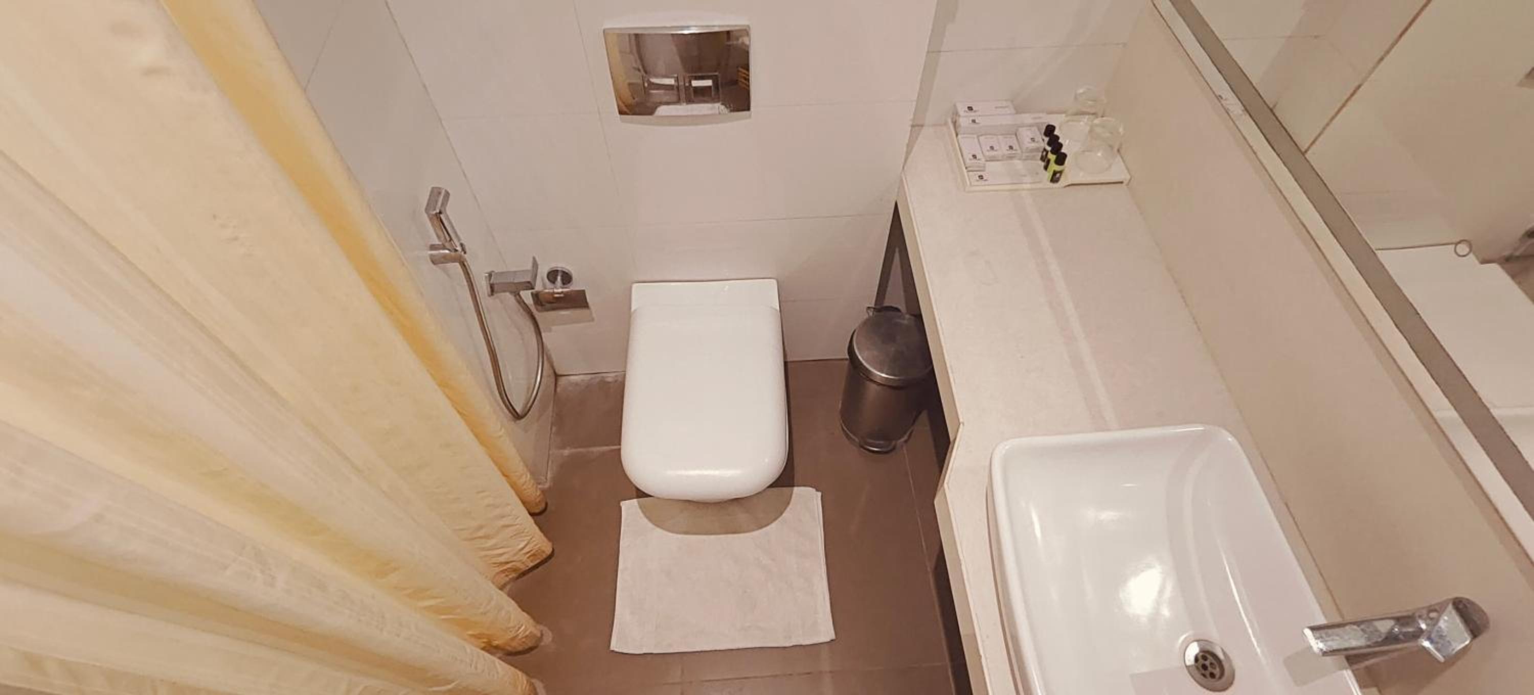 Superior Twin Room - Photo 10